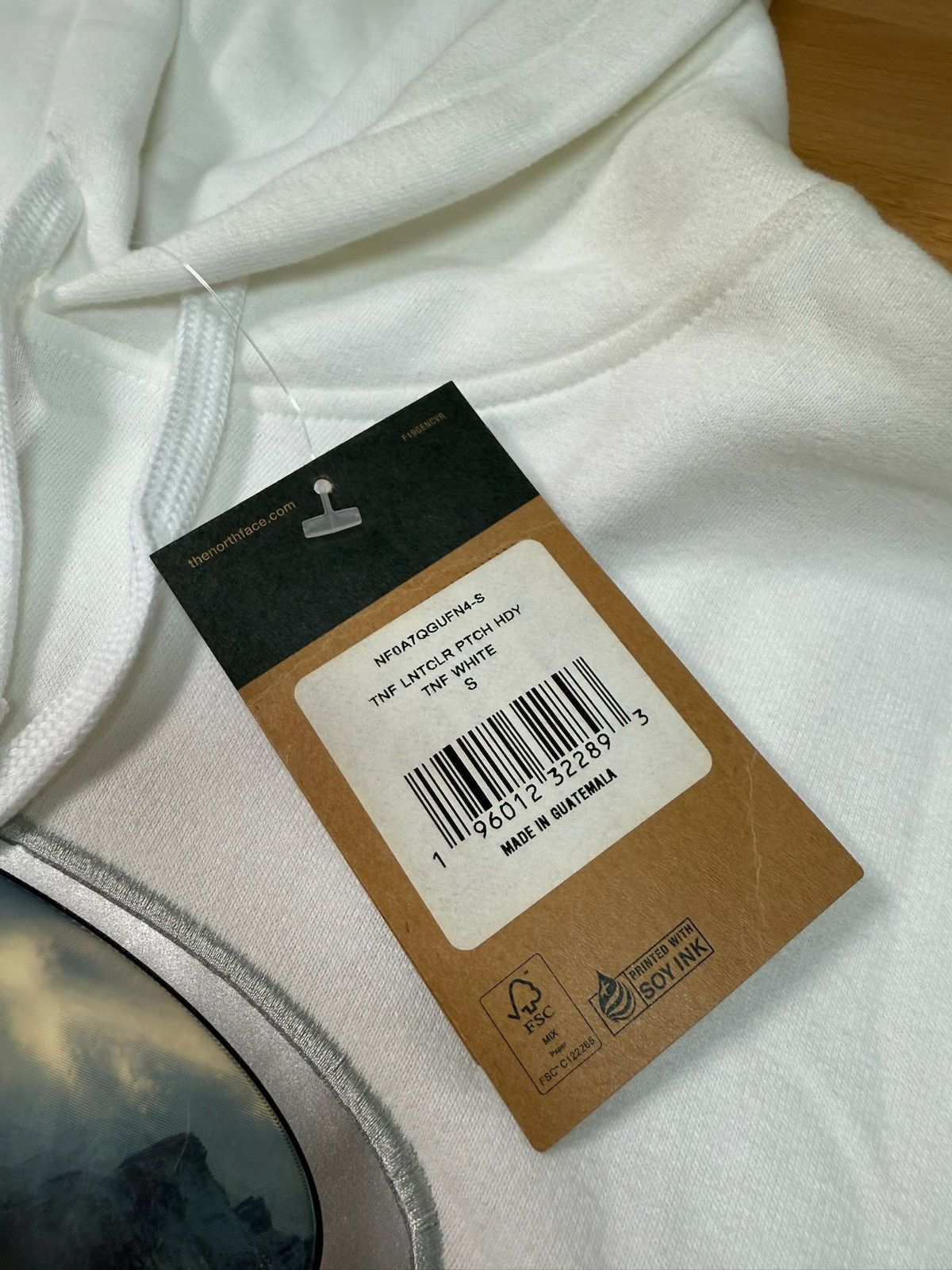 Supreme × The North Face Supreme x The North Face Lenticular Hoodie White Small FW21 Size US S / EU 44-46 / 1 - 7 Thumbnail
