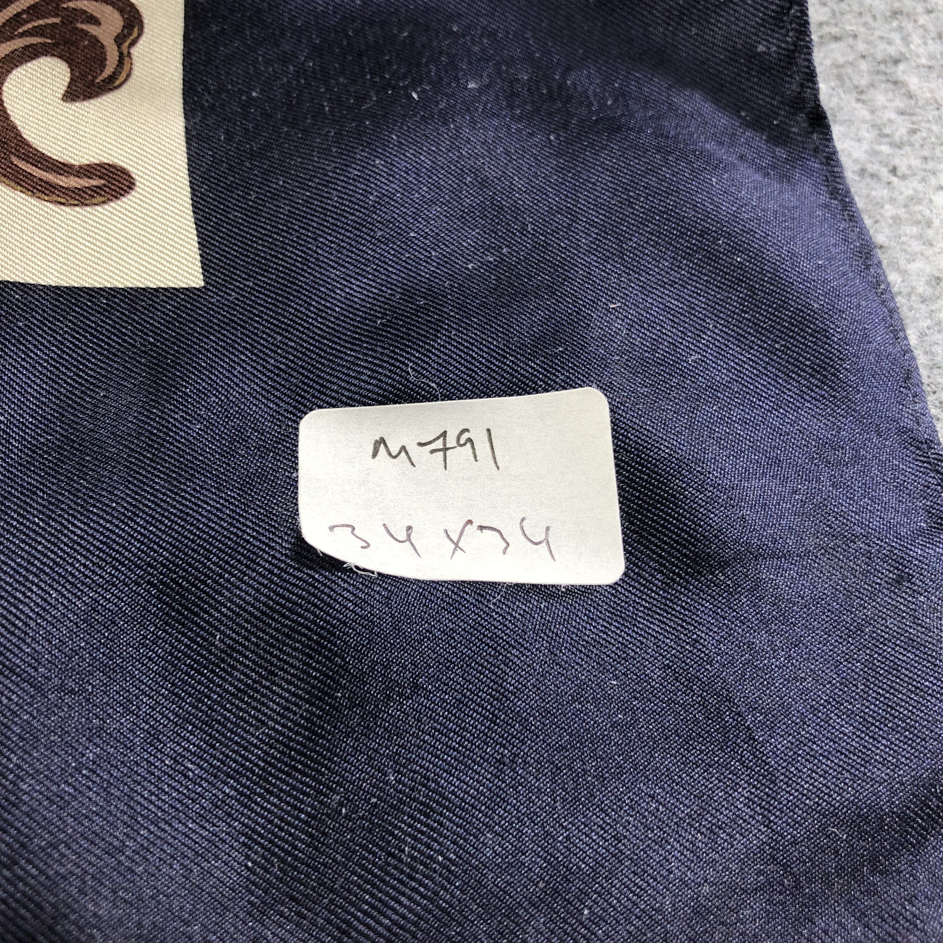 Jean-Louis Scherrer Jean Louis Scherrer Floral Silk Scarf M791 Size ONE SIZE - 9 Thumbnail