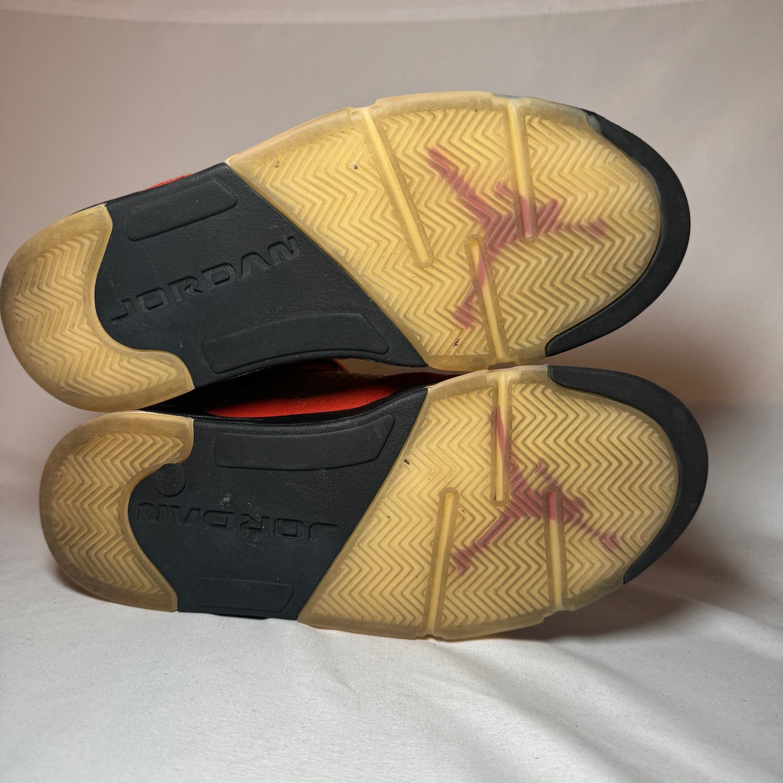 Jordan Brand × Nike Size 10 - Wmns Air Jordan 5 Retro Dunk on Mars Women's Shoes Size US 10 / IT 40 - 9 Thumbnail