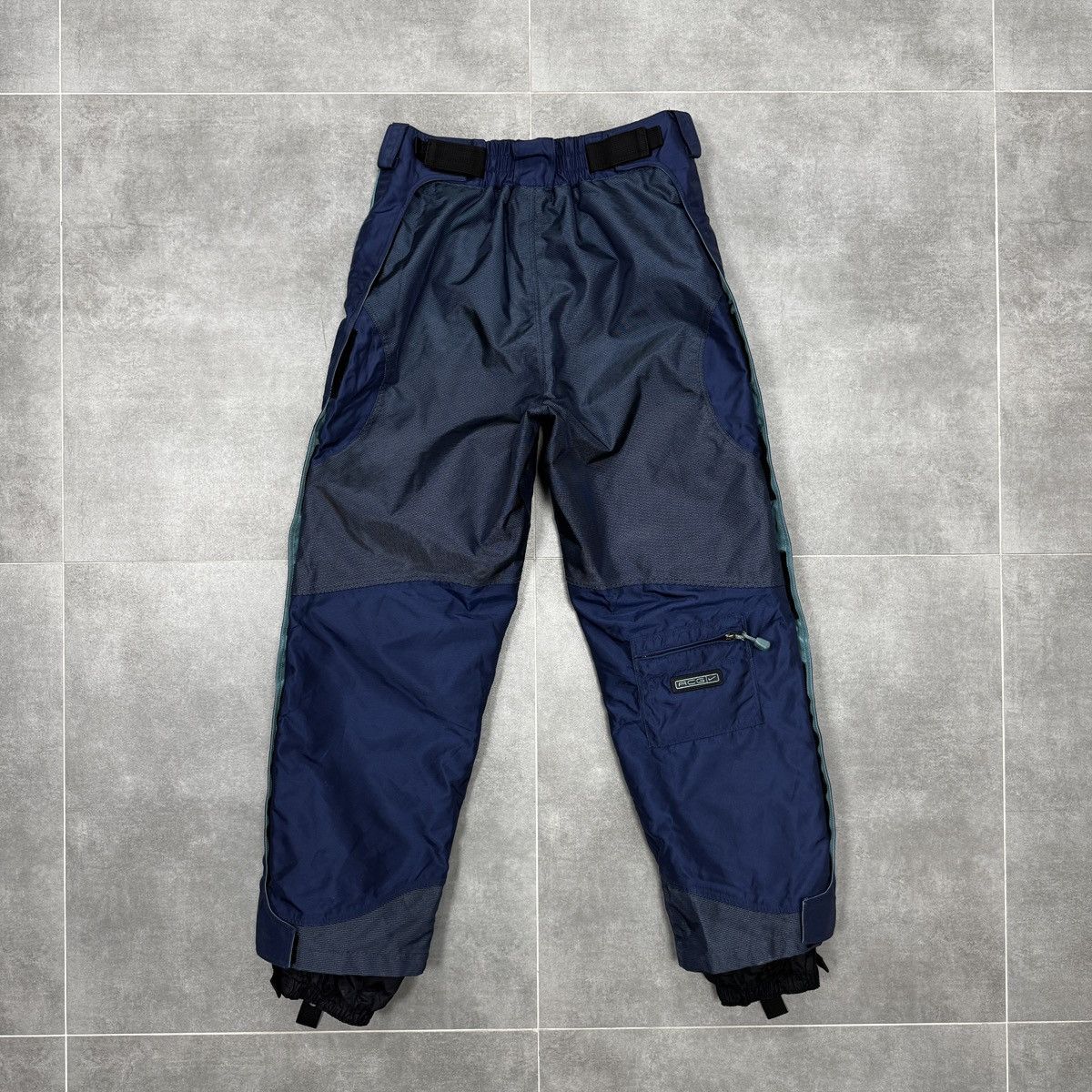Nike ACG Vintage Nike ACG Full Side Zip Ski Snow Pants 90s Men Size US 30 / EU 46 - 21 Thumbnail