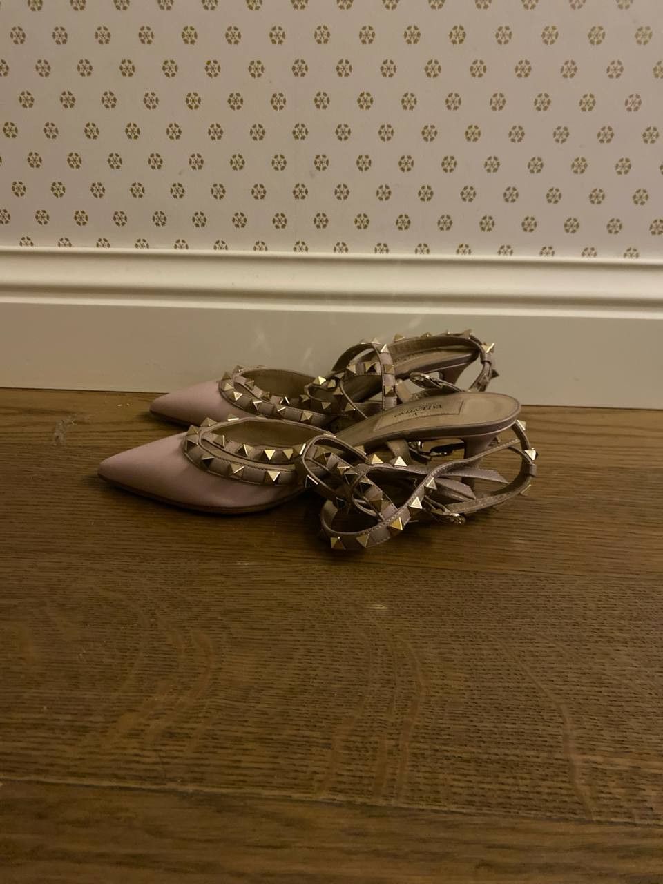 Valentino Valentino Garavani heels Size US 7 / IT 37 - 2 Thumbnail