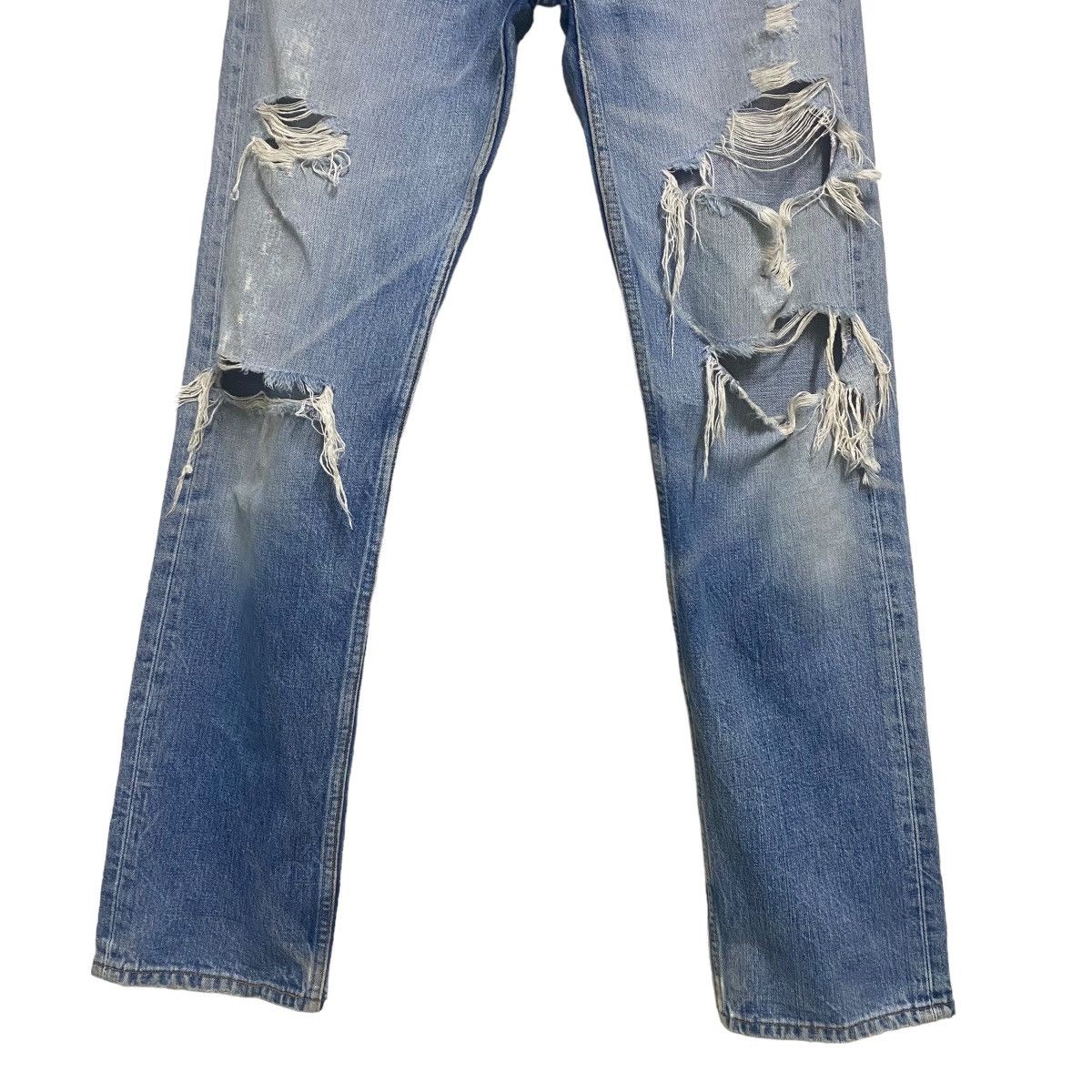 Levi's Vintage Levis 501 Thrashed Jeans Made in USA Size US 30 / EU 46 - 8 Thumbnail