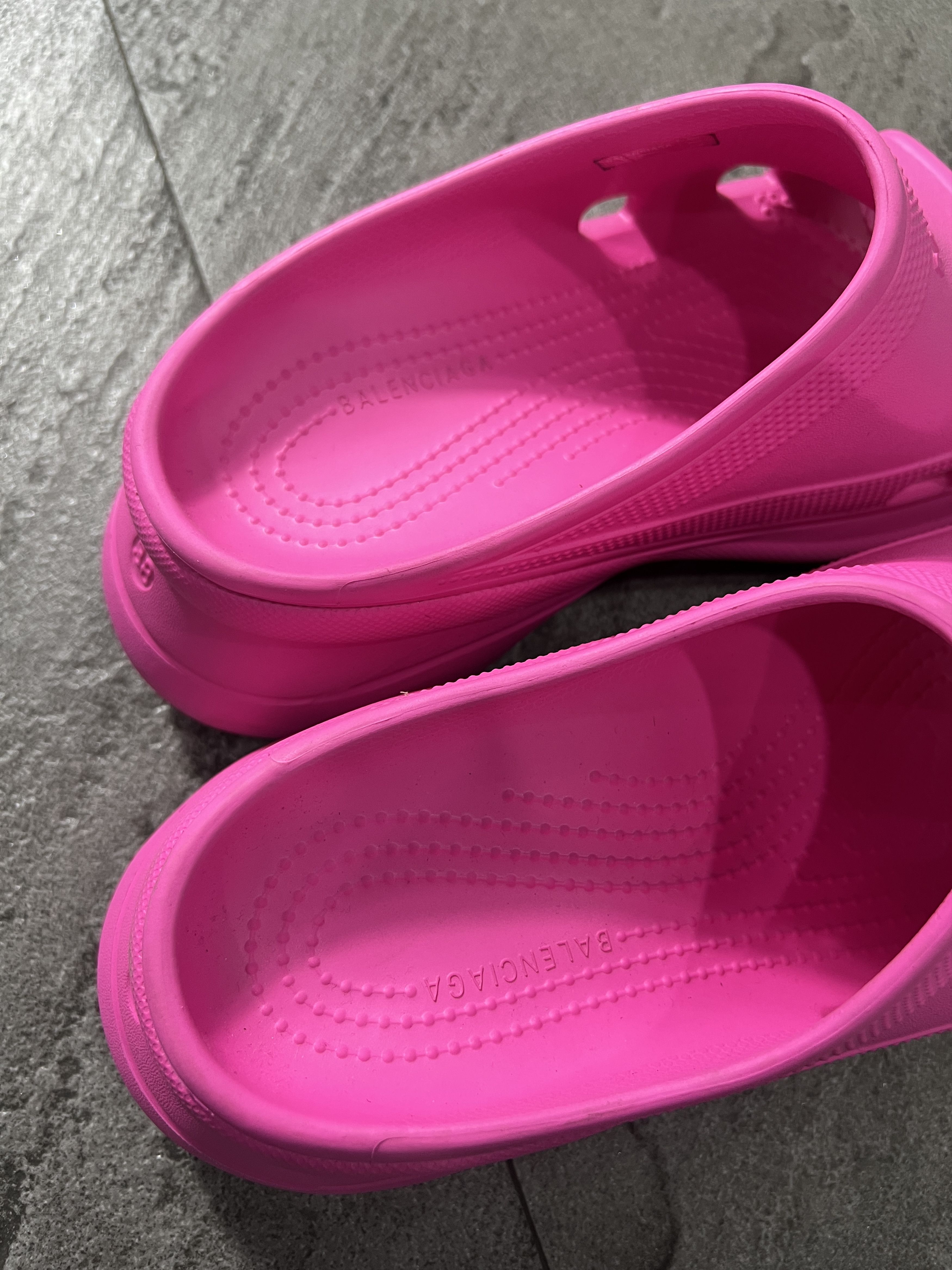 Balenciaga × Crocs Balenciaga X Crocs Platform Slide Pink EU38 Size US 8 / IT 38 - 8 Thumbnail