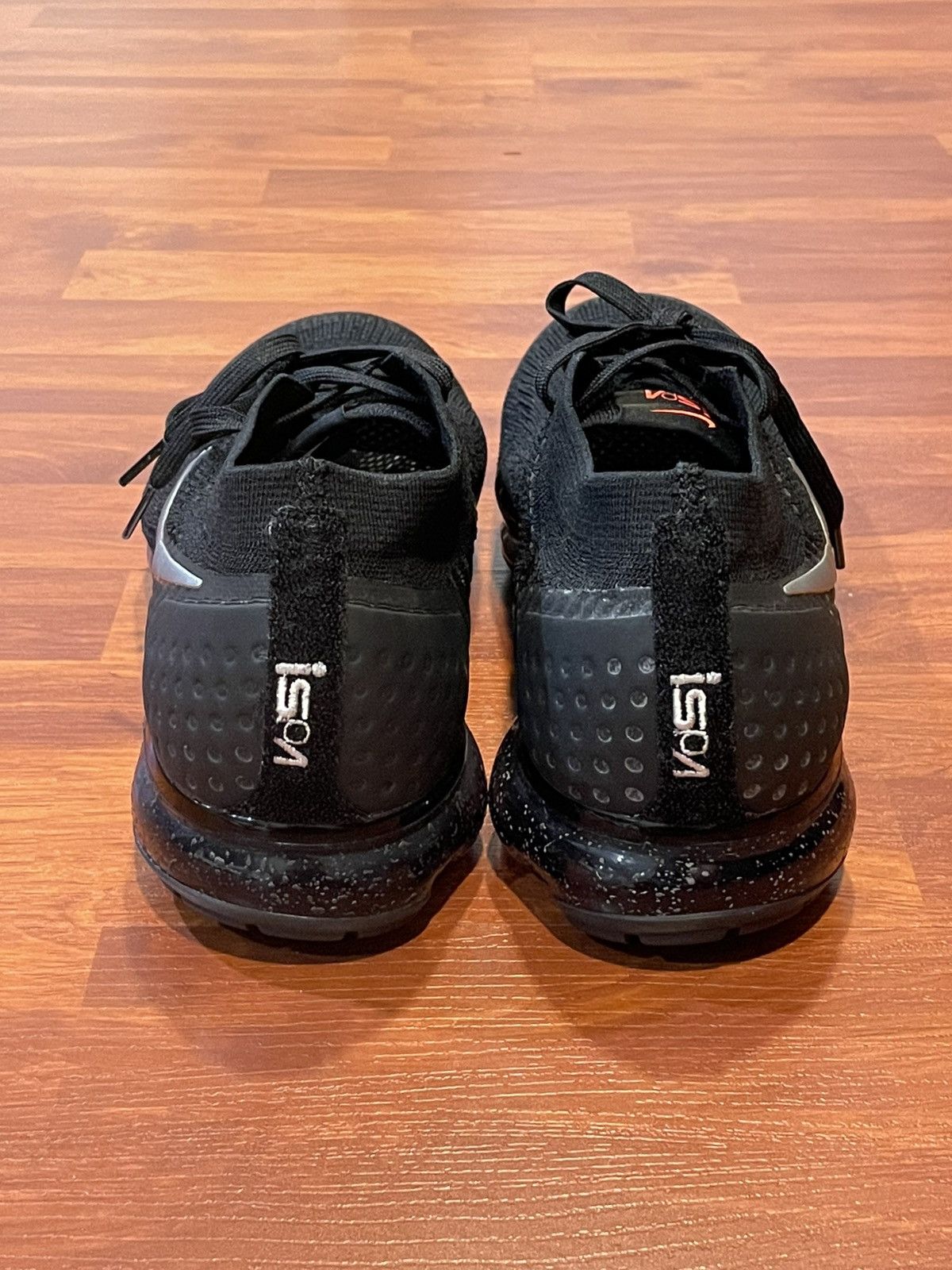 Nike Nike Air VaporMax Flyknit Gator Black Silver size mens 9.5 Size US 9.5 / EU 42-43 - 7 Thumbnail