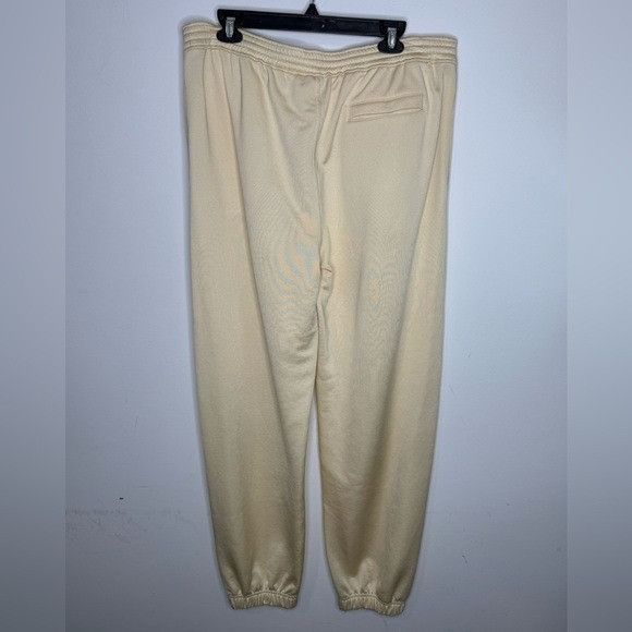 Givenchy Givenchy 1952 Joggers Pants Fleece Beige Men’s XXL Size US 38 / EU 54 - 4 Thumbnail