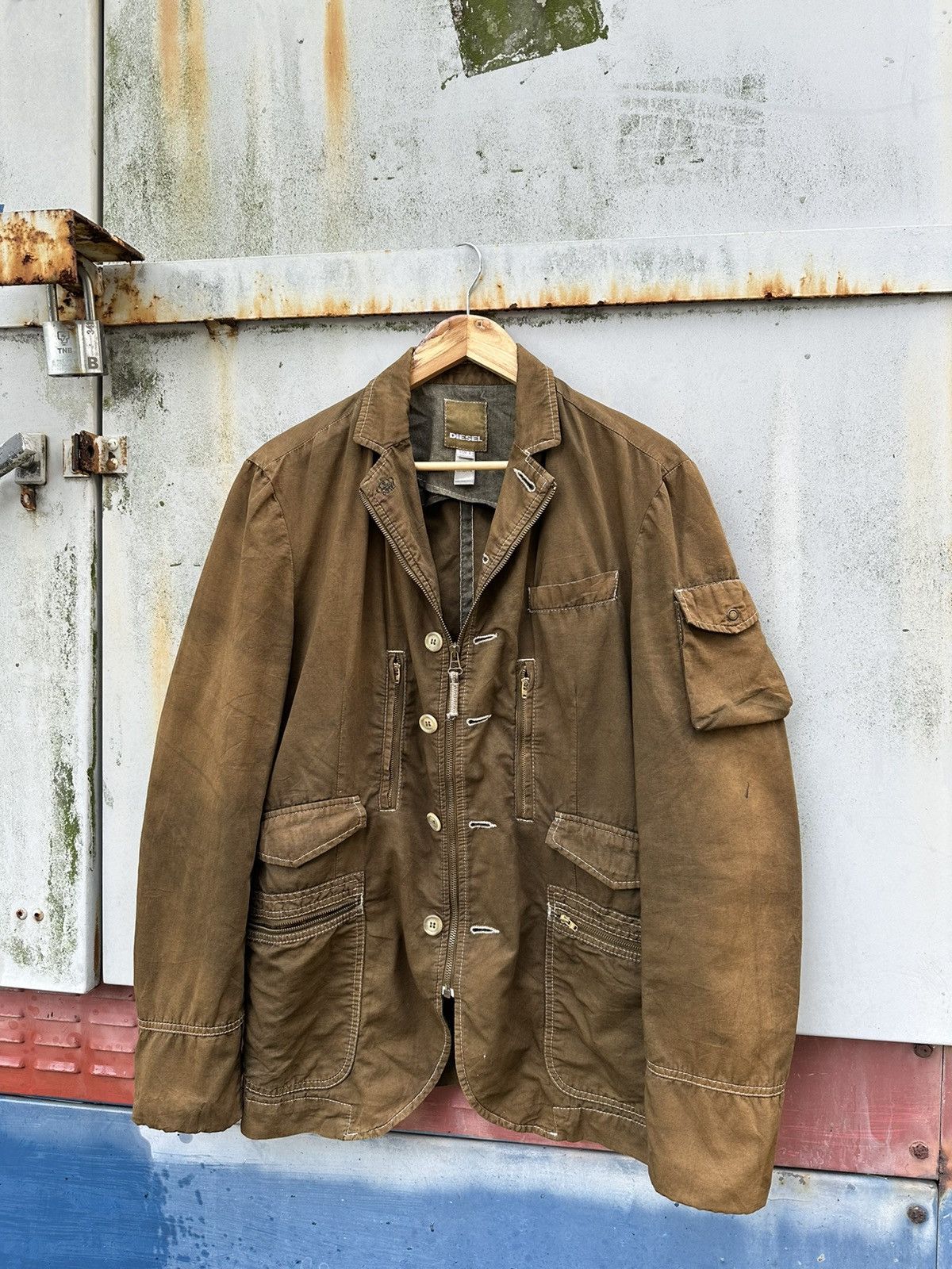 Diesel 👹Vintage THRASHED Faded Diesel Brown Utility Jacket Size US L / EU 52-54 / 3 - 1 Thumbnail
