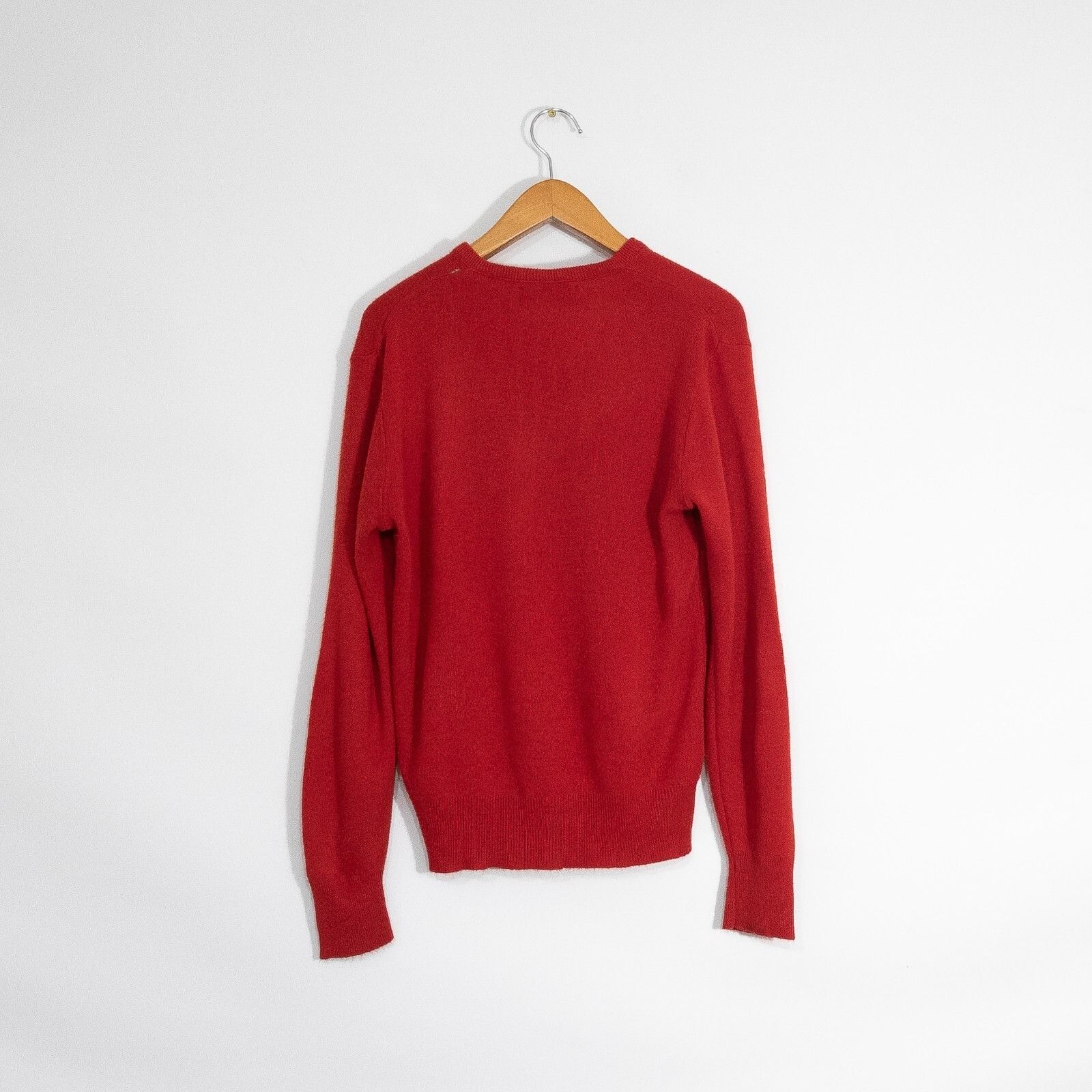 Puritan × Vintage Vintage Puritan V Neck Acrylic Sweater Large Red Distressed Size US L / EU 52-54 / 3 - 4 Thumbnail