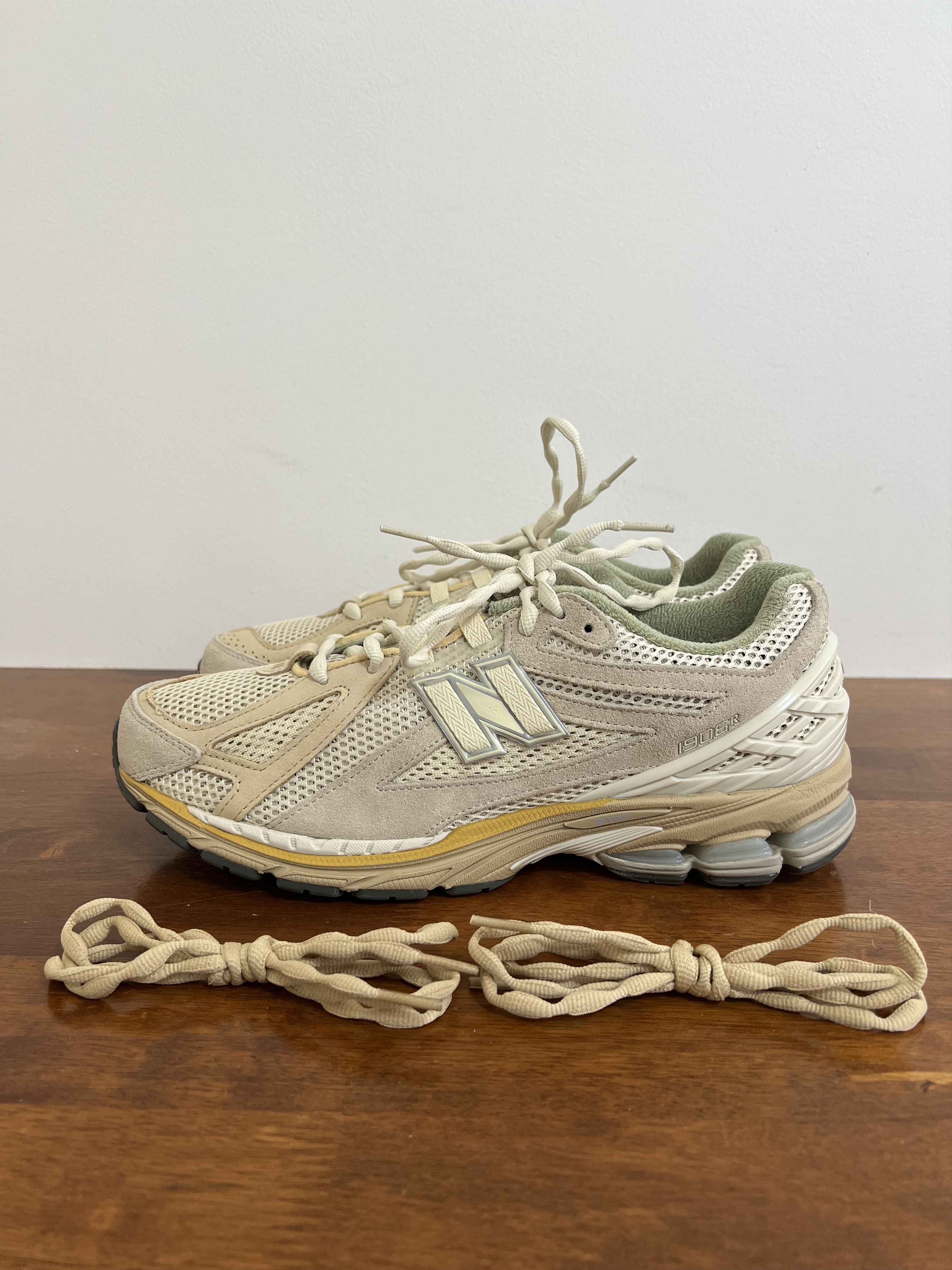 Auralee × New Balance 💚 FW23 Auralee x New Balance 1906R Bone/Cream NEW Size US 12 / EU 45 - 9 Thumbnail