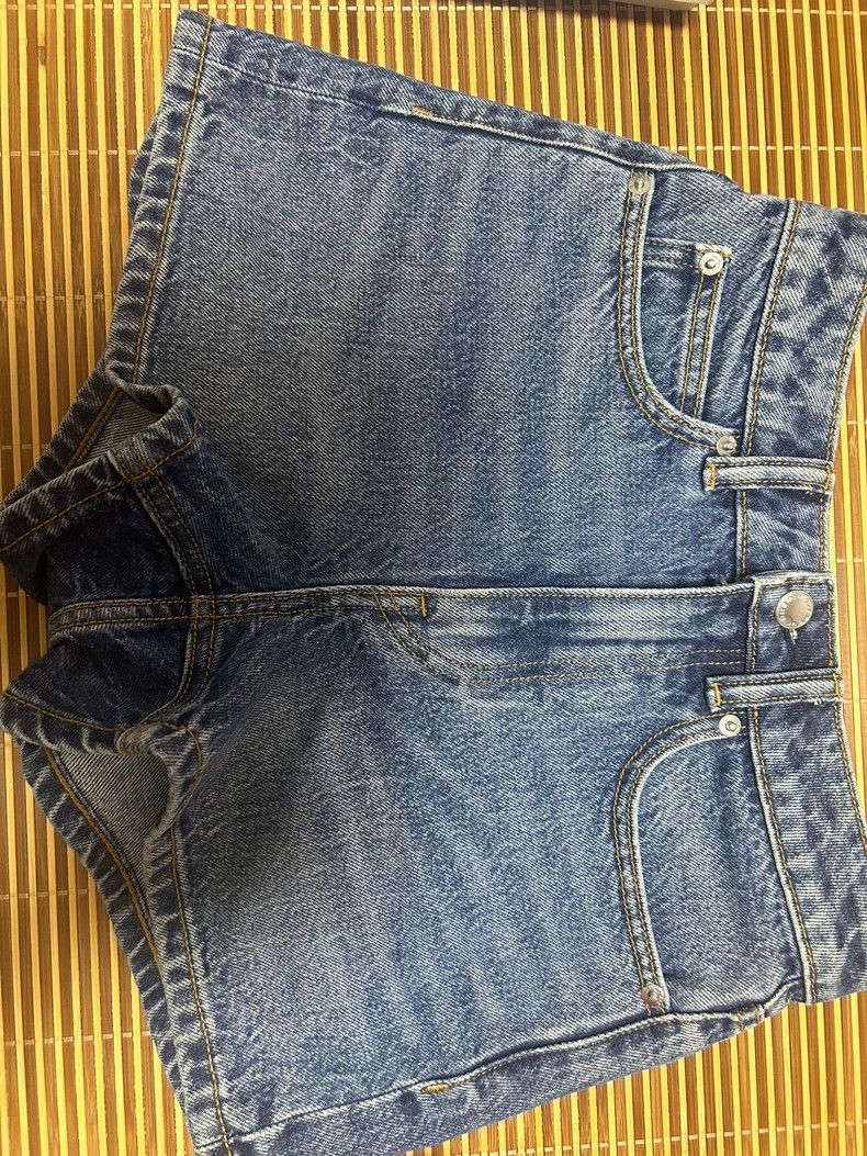 Alexander Wang Alexander Wang High-Waist Denim Shorts Size 24" / US 00 / IT 34 - 1 Thumbnail