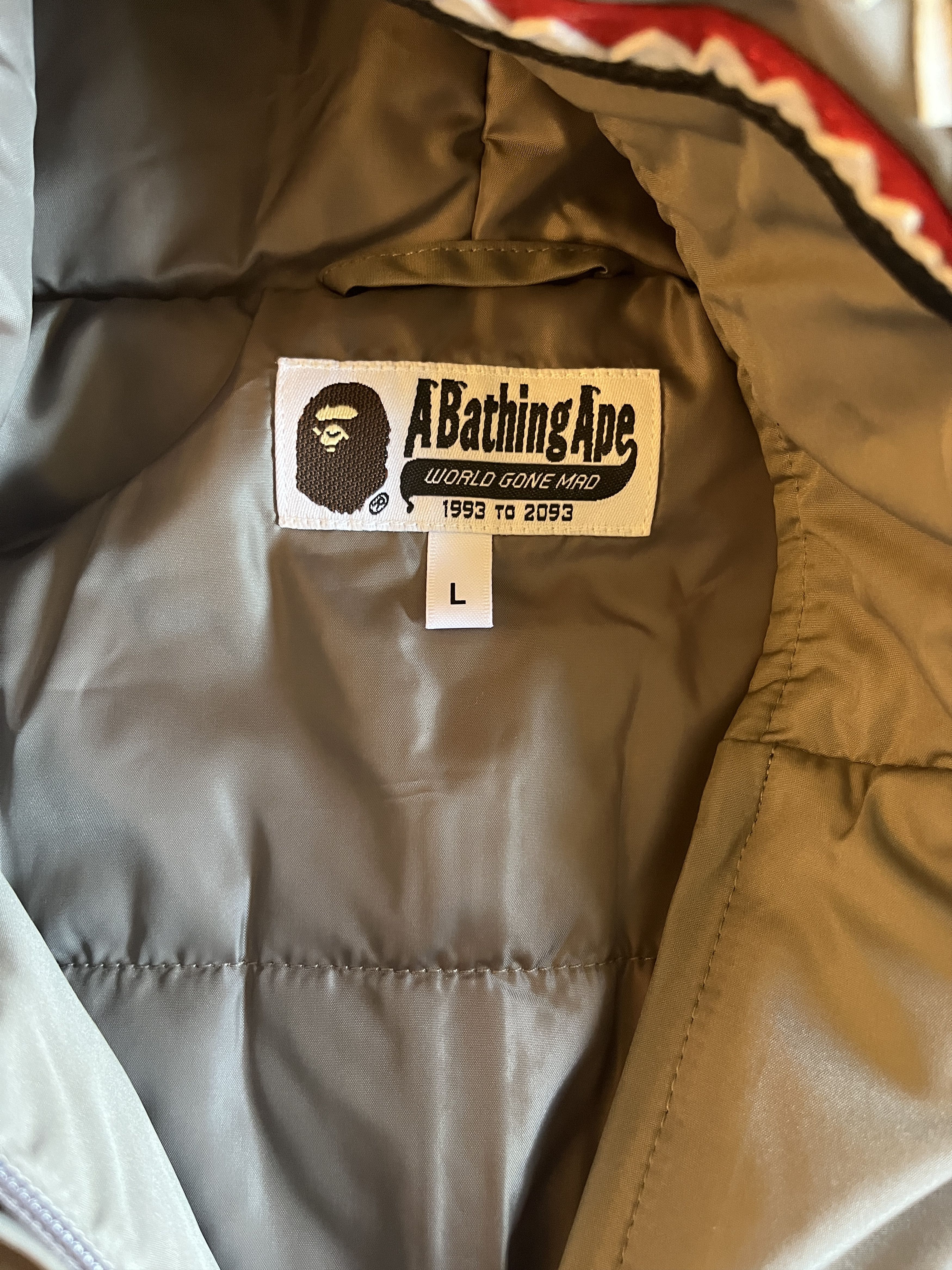 Bape Multi Pocket Shark Hoodie Jacket Size US L / EU 52-54 / 3 - 7 Thumbnail