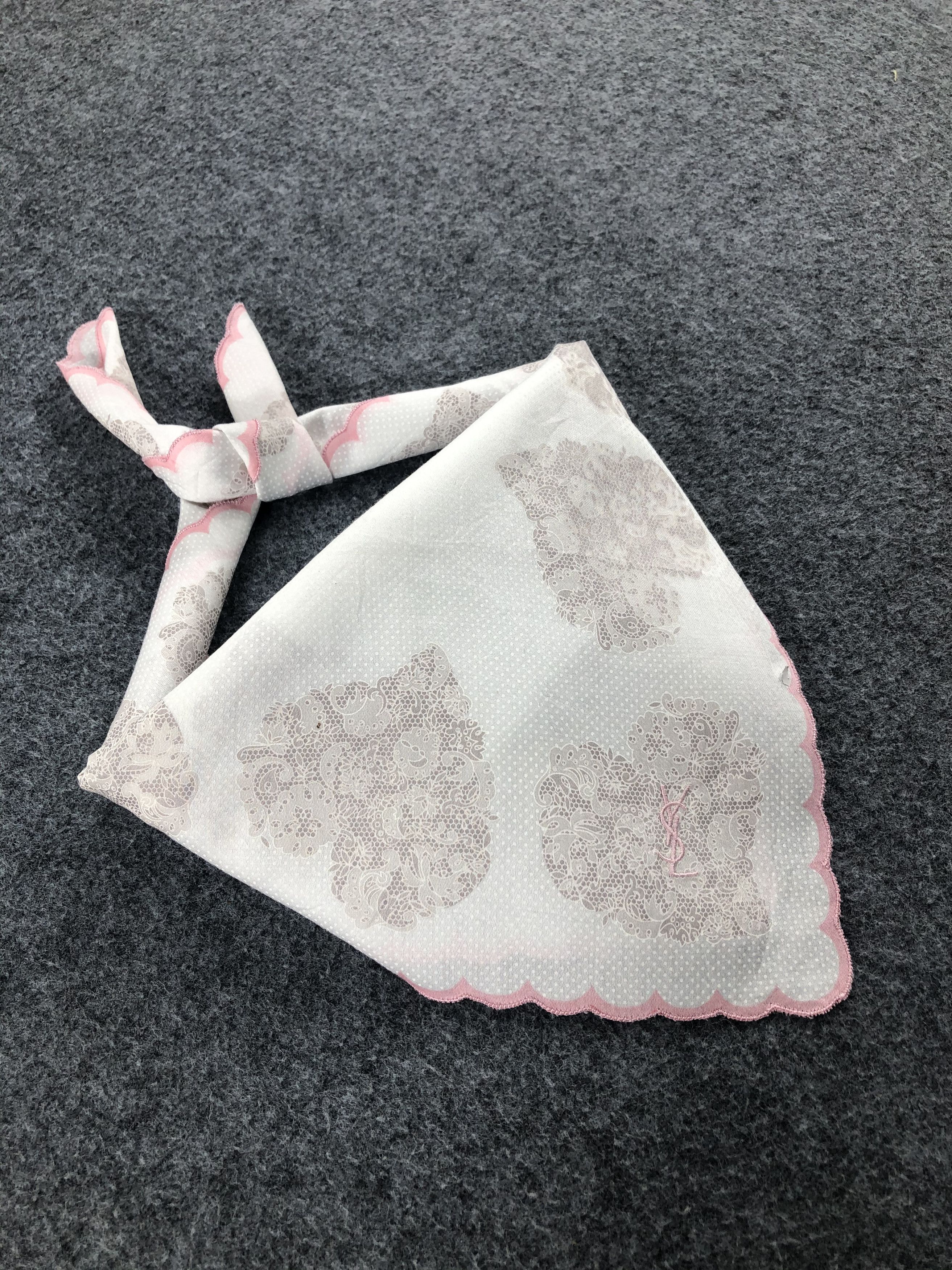 Yves Saint Laurent Yves Saint Laurent Handkerchief / Bandana / Neckerchief Size ONE SIZE - 1 Thumbnail