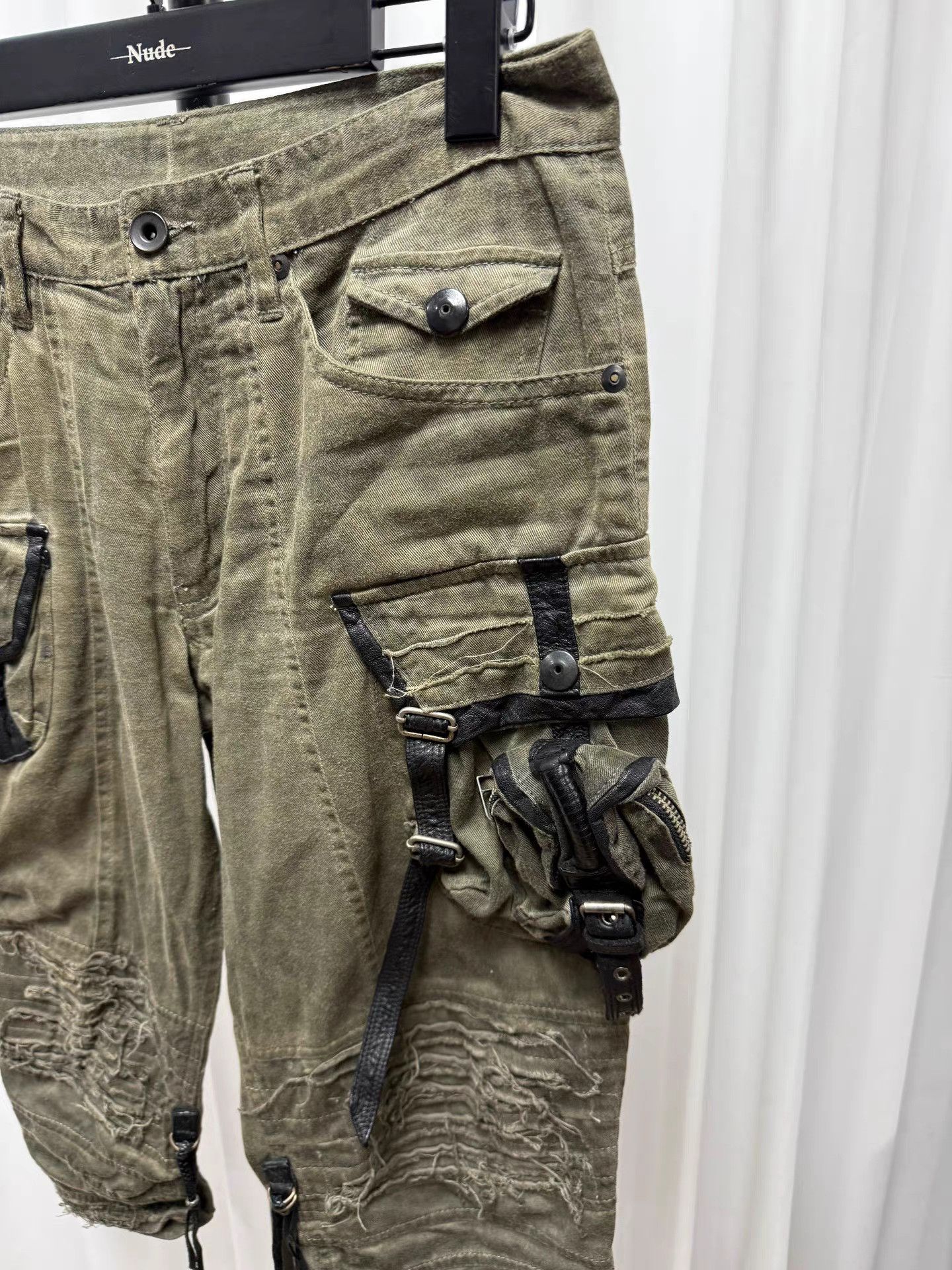 Le Grande Bleu (L.G.B.) L.G.B Visual Studded Crossbody 7/8 Pants K20 Size US 33 - 2 Thumbnail