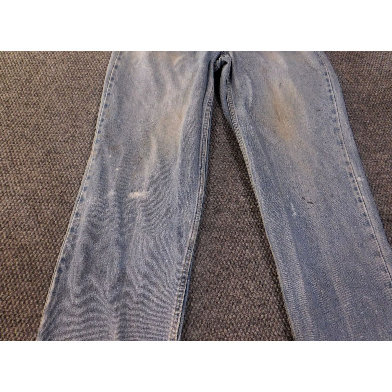 Levi's VINTAGE Levi's 560 Jeans Mens 34x34 Blue Relaxed Fit Denim Distressed Workwear 90s Mens Size US 34 / EU 50 - 3 Thumbnail