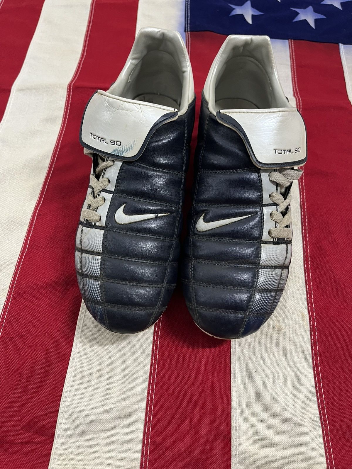Nike Vintage Nike Total 90 - Iconic Football Boots Size US 7.5 / EU 40-41 - 2 Thumbnail