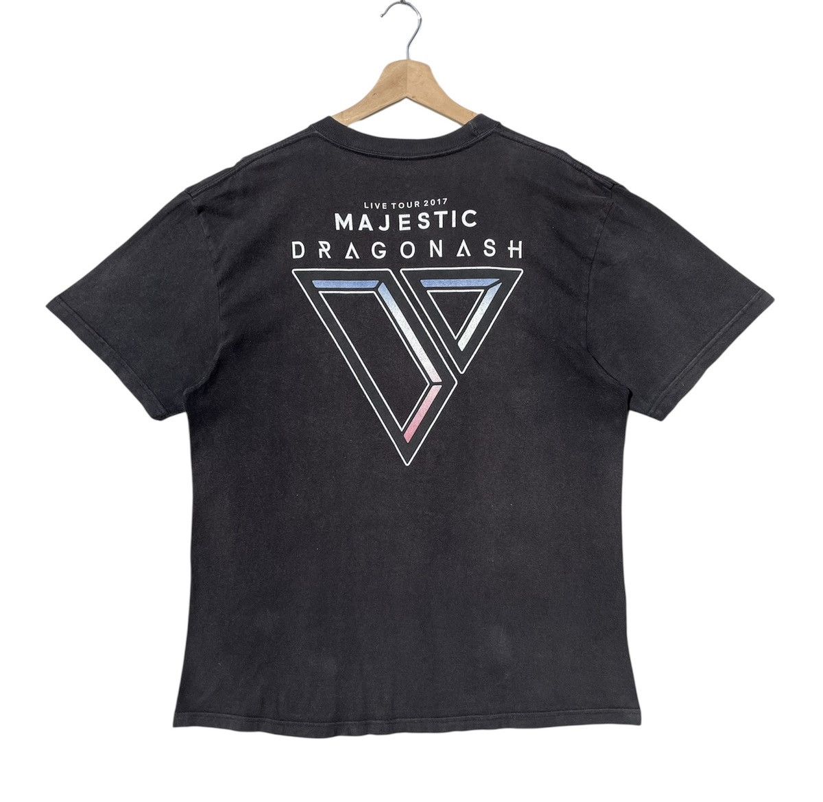 Band Tees 🔥Accept Binding Offer🔥 Majestic Dragonash Live Tour Size US XL / EU 56 / 4 - 2 Thumbnail