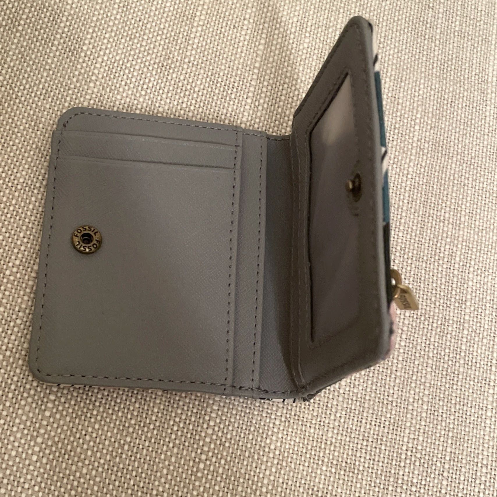 Fossil FOSSIL Wallet Bifold Floral Print Leather Coin Purse Boho Abstract Floral Wallet, Women, Credit Card, Snap Close, Key Ring, Pre-owned, 1 Unit Size ONE SIZE - 5 Thumbnail