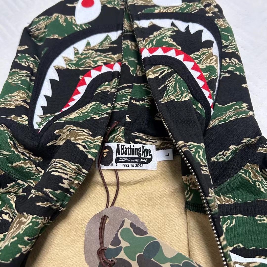 Bape BAPE LIMIED FULL ZIP HOODIE Size US L / EU 52-54 / 3 - 4 Thumbnail
