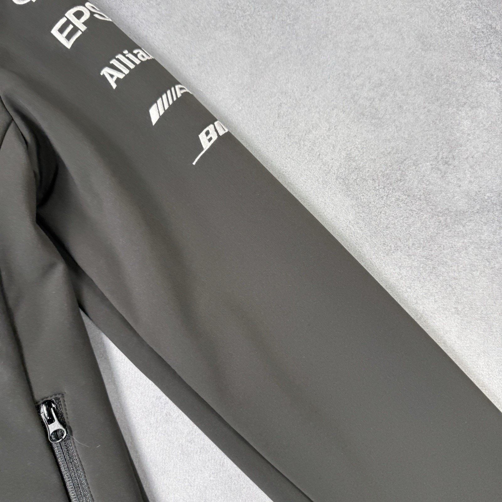 Mercedes-Benz Hugo Boss Mercedes-AMG Petronas F1 Team Softshell Jacket S Size US S / EU 44-46 / 1 - 9 Thumbnail