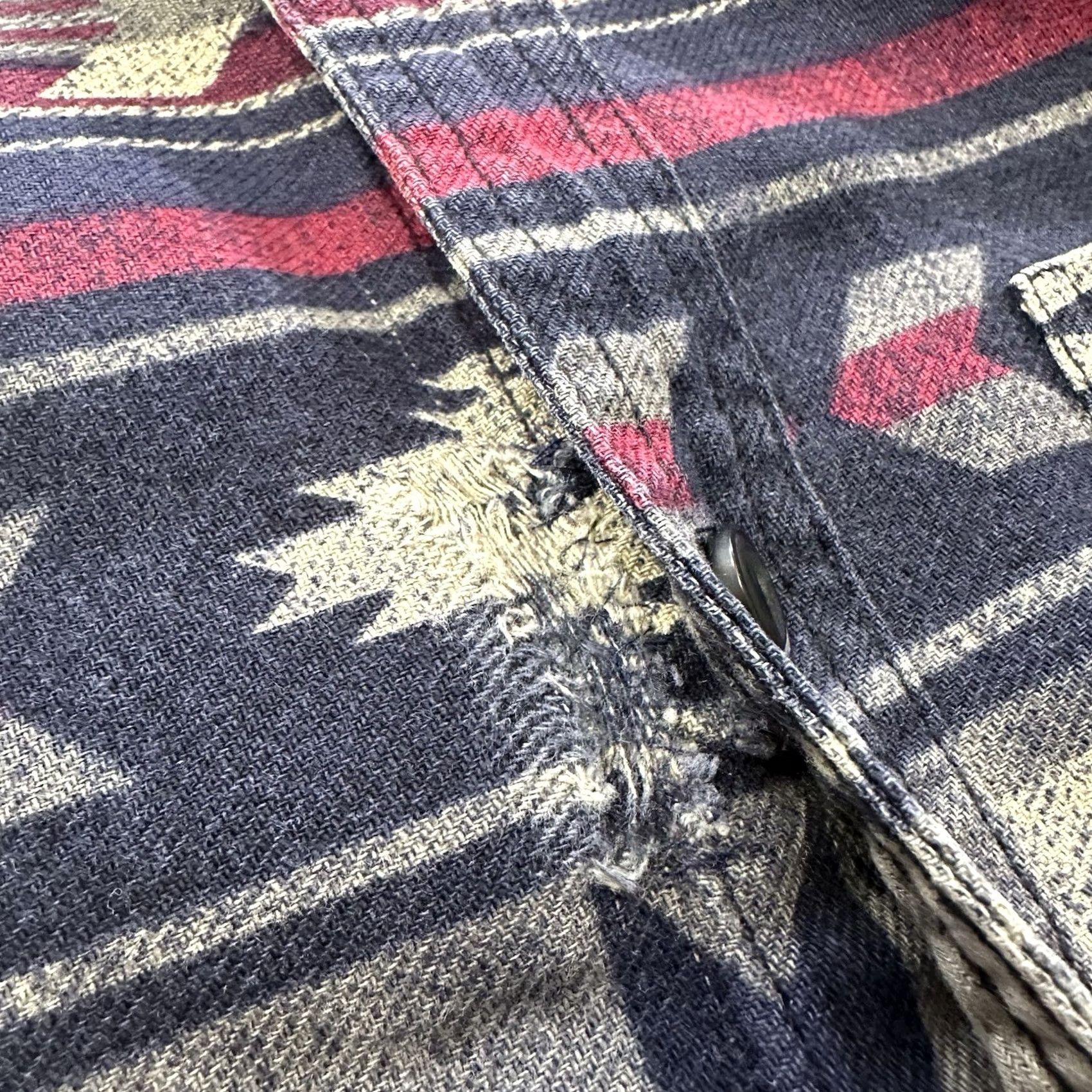 American Eagle Outfitters American Eagle Outfitters Flannel Shirt Mens M AE Classic Fit Aztec Western AOP Button Down Size US M / EU 48-50 / 2 - 4 Thumbnail