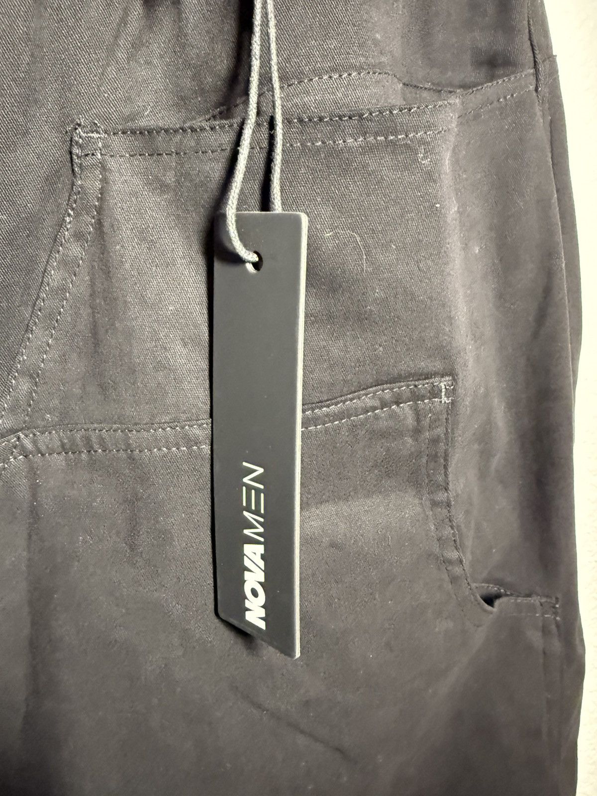 Fashion Nova Fashion nova double stacked jogger carpenter pants Size US 34 / EU 50 - 4 Thumbnail