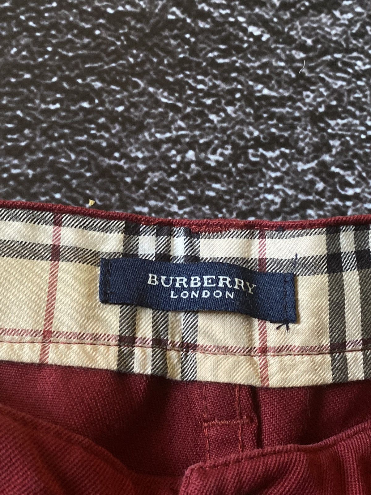 Burberry Vintage Burberry London Ref Chino Pants Embroidered Logo Size 38" / US 16 / IT 52 - 9 Thumbnail