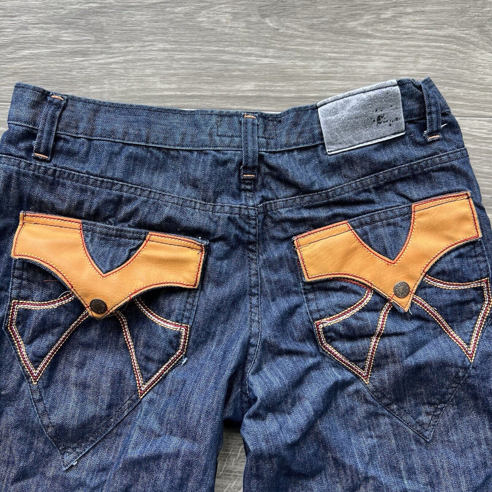Other Vintage Y2K QRUEL Baggy Hip Hop Skater Grunge Emo Jean Short Size US 33 - 2 Thumbnail