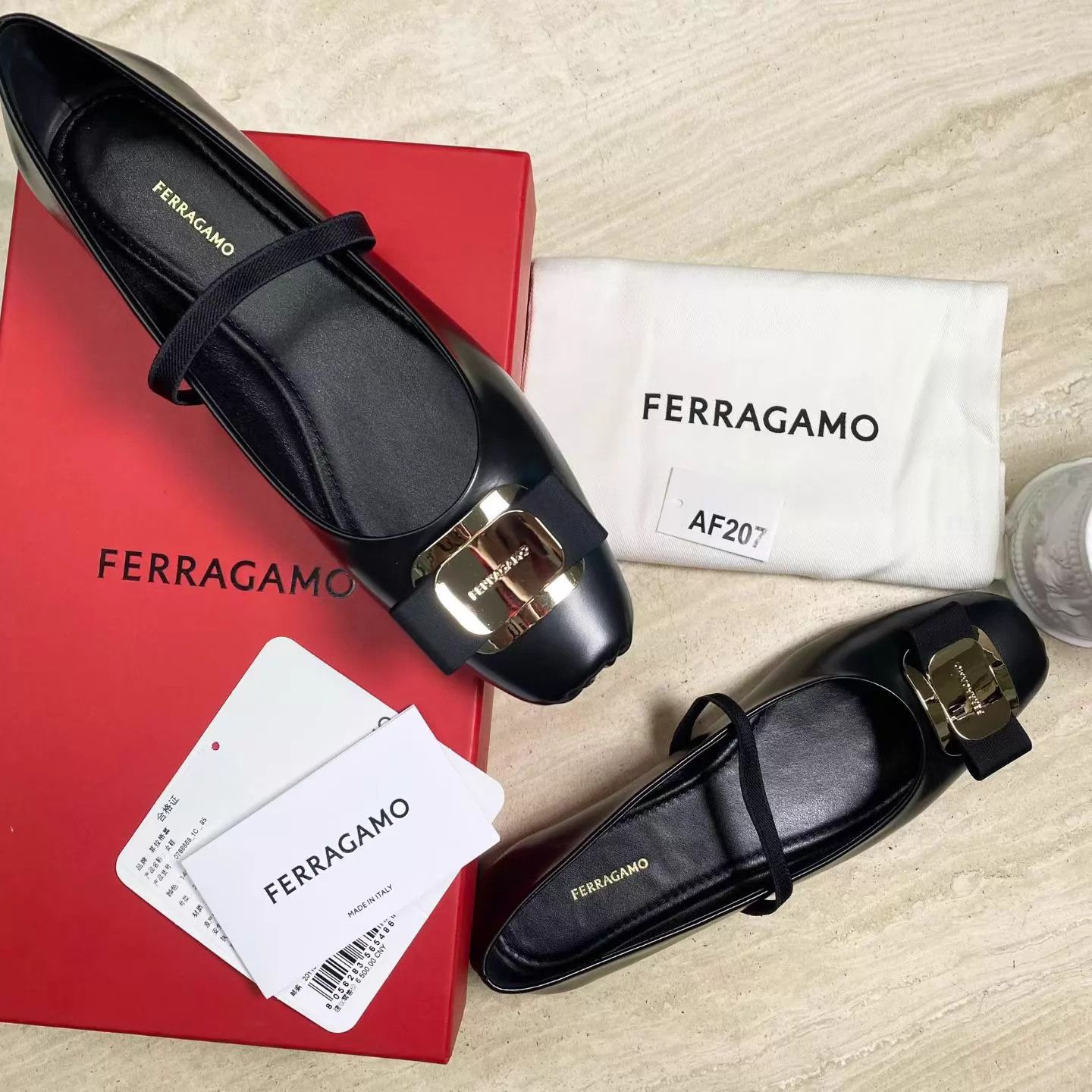 Salvatore Ferragamo FERRAGAMO Vara Black Calf Leather Bow Flat US8.5 Size US 8 / IT 38 - 1 Thumbnail