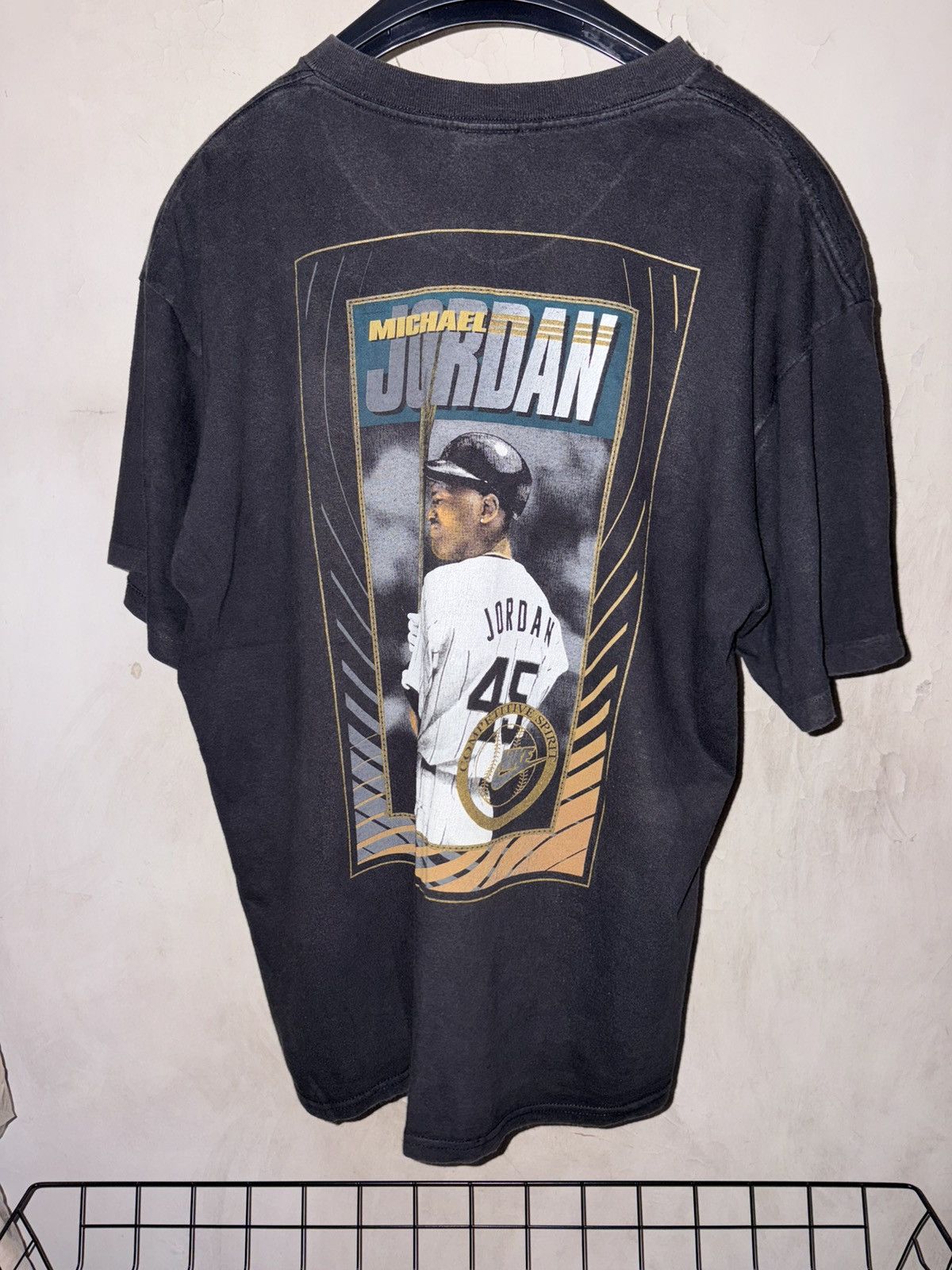 Nike Vintage Nike Air Jordan Tee Size US XL / EU 56 / 4 - 2 Thumbnail