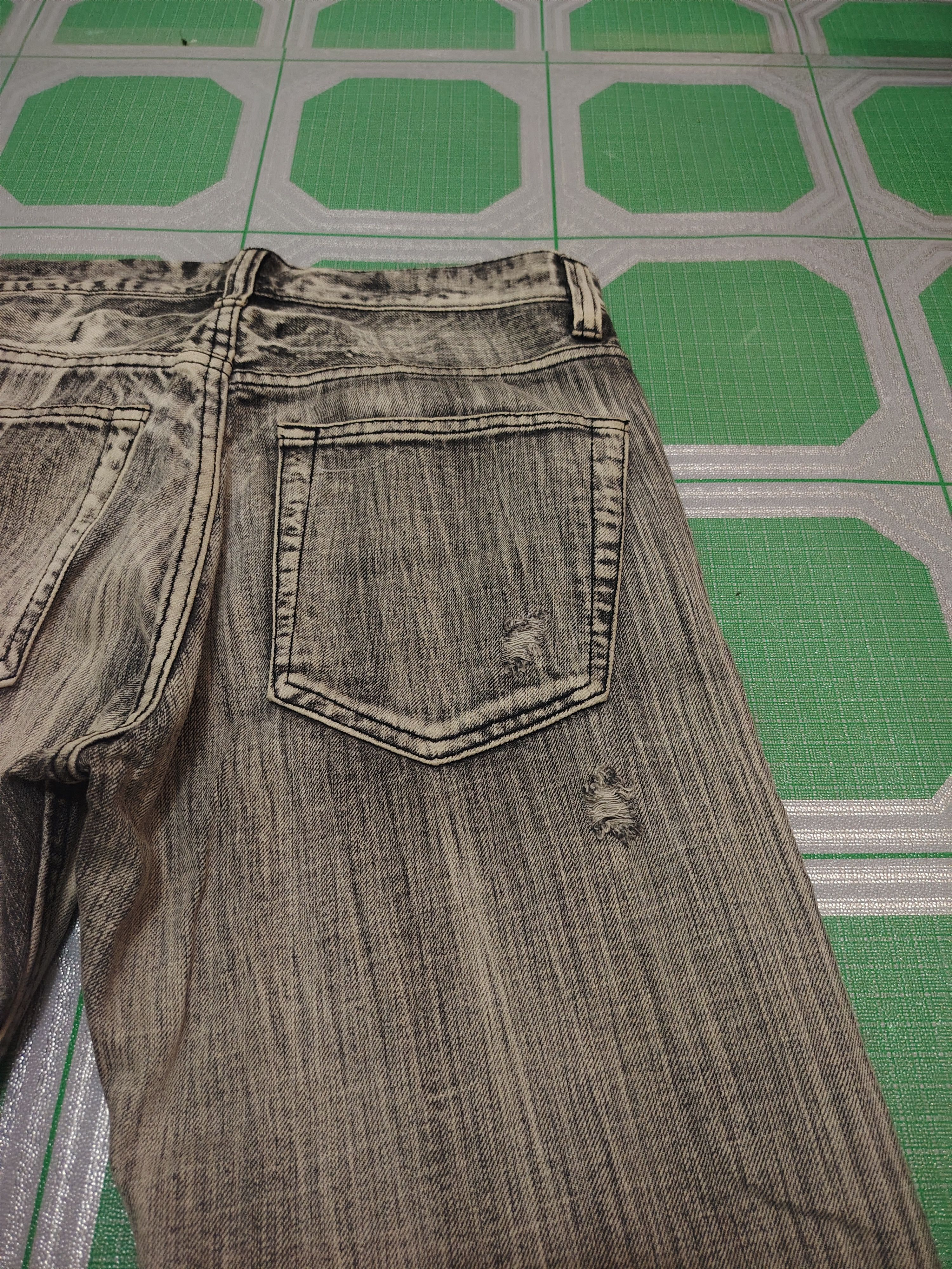 Japanese Brand Japanese international world jeans distressed jeans Size US 30 / EU 46 - 9 Thumbnail
