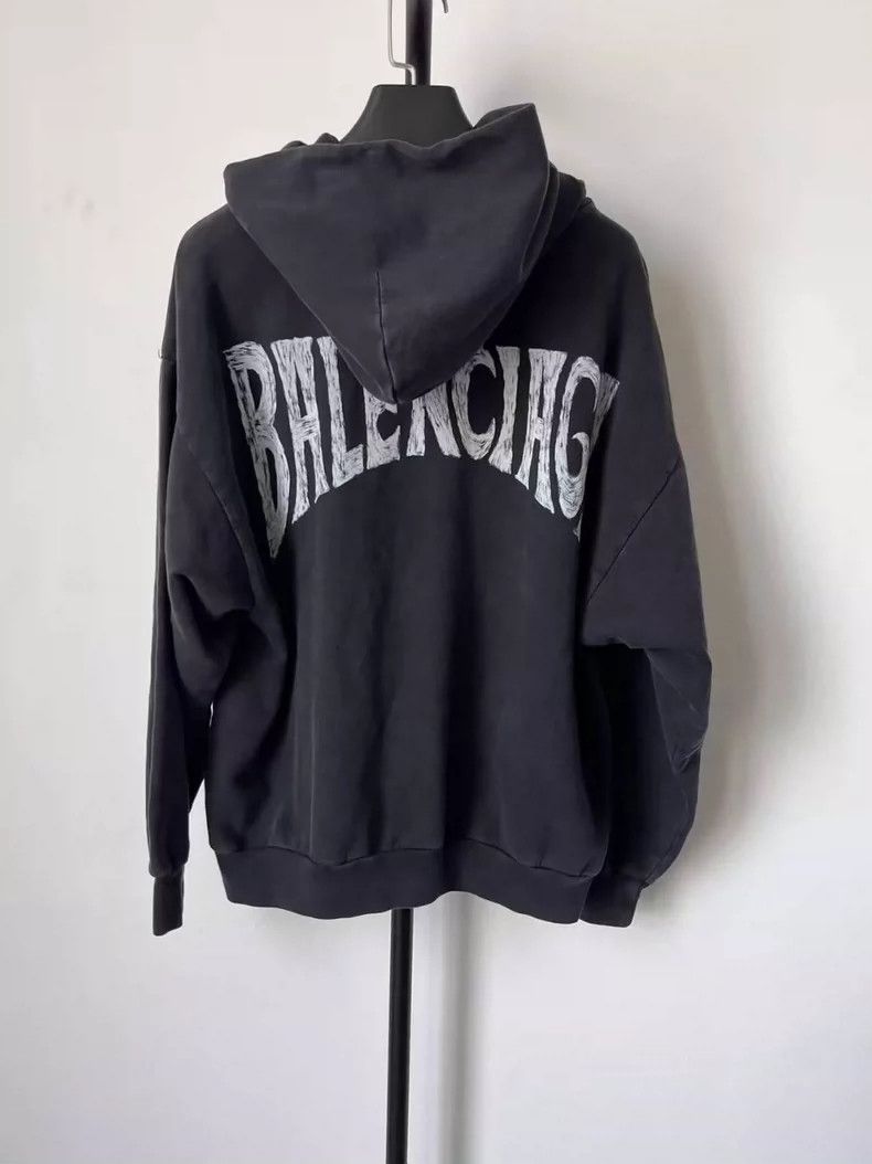 Balenciaga Balenciaga Monogrammed printed casual hooded pullover long Size US XXS / EU 40 - 1 Thumbnail