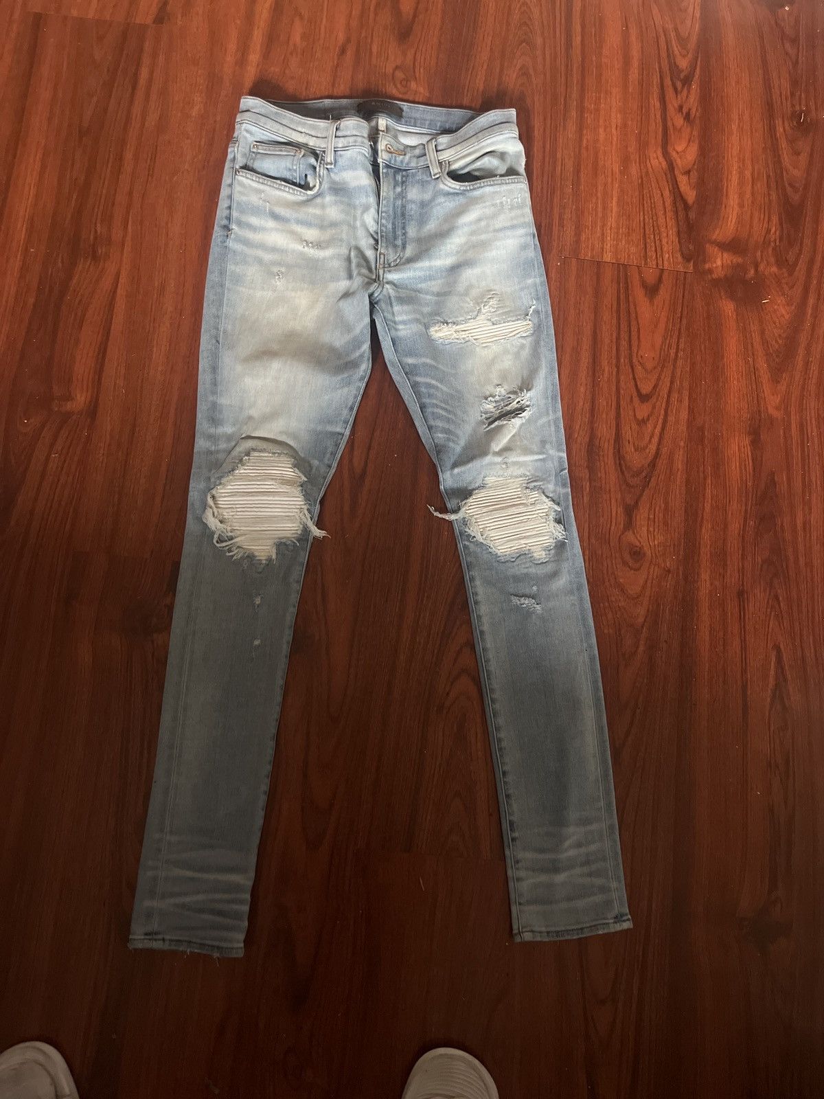 Amiri jeans light blue with white patch