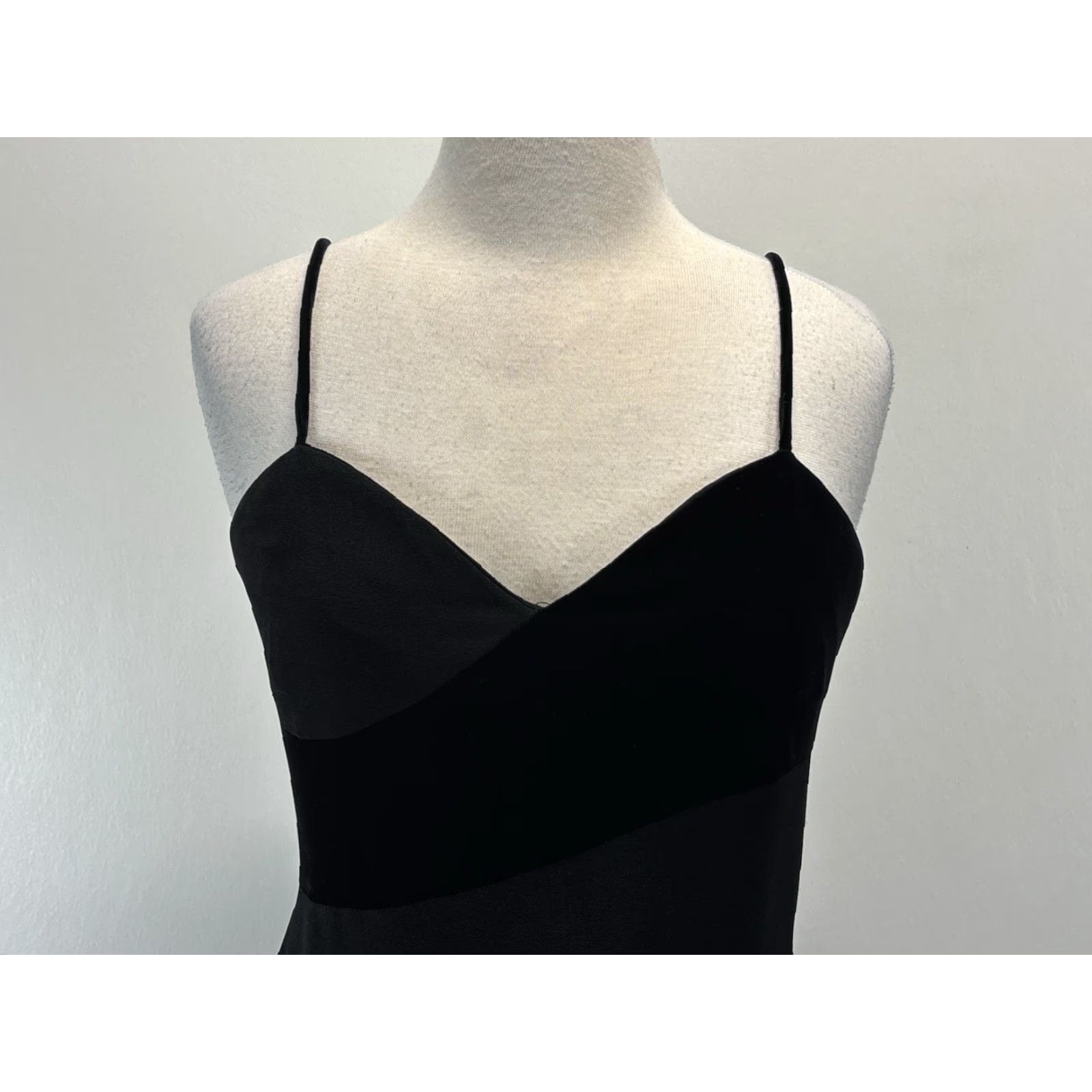 Alanui VINTAGE La Nuit Black Velvet Maxi Dress Gown 1990s Women's Size 12 Goth Eveningwear Size XL / US 12-14 / IT 48-50 - 5 Thumbnail