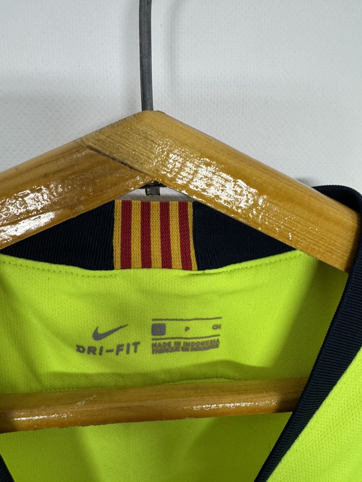 Nike Vintage FC Barcelona 2018/19 Nike Soccer Jersey Blokcore Size US S / EU 44-46 / 1 - 9 Thumbnail