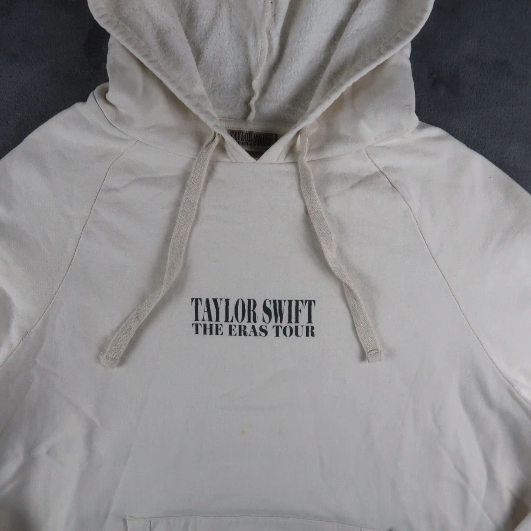 Vintage Taylor Swift The Eras Tour Exclusive Cream Sweatshirt Hoodie Women Size L Large Womens Size L / US 10 / IT 46 - 4 Thumbnail