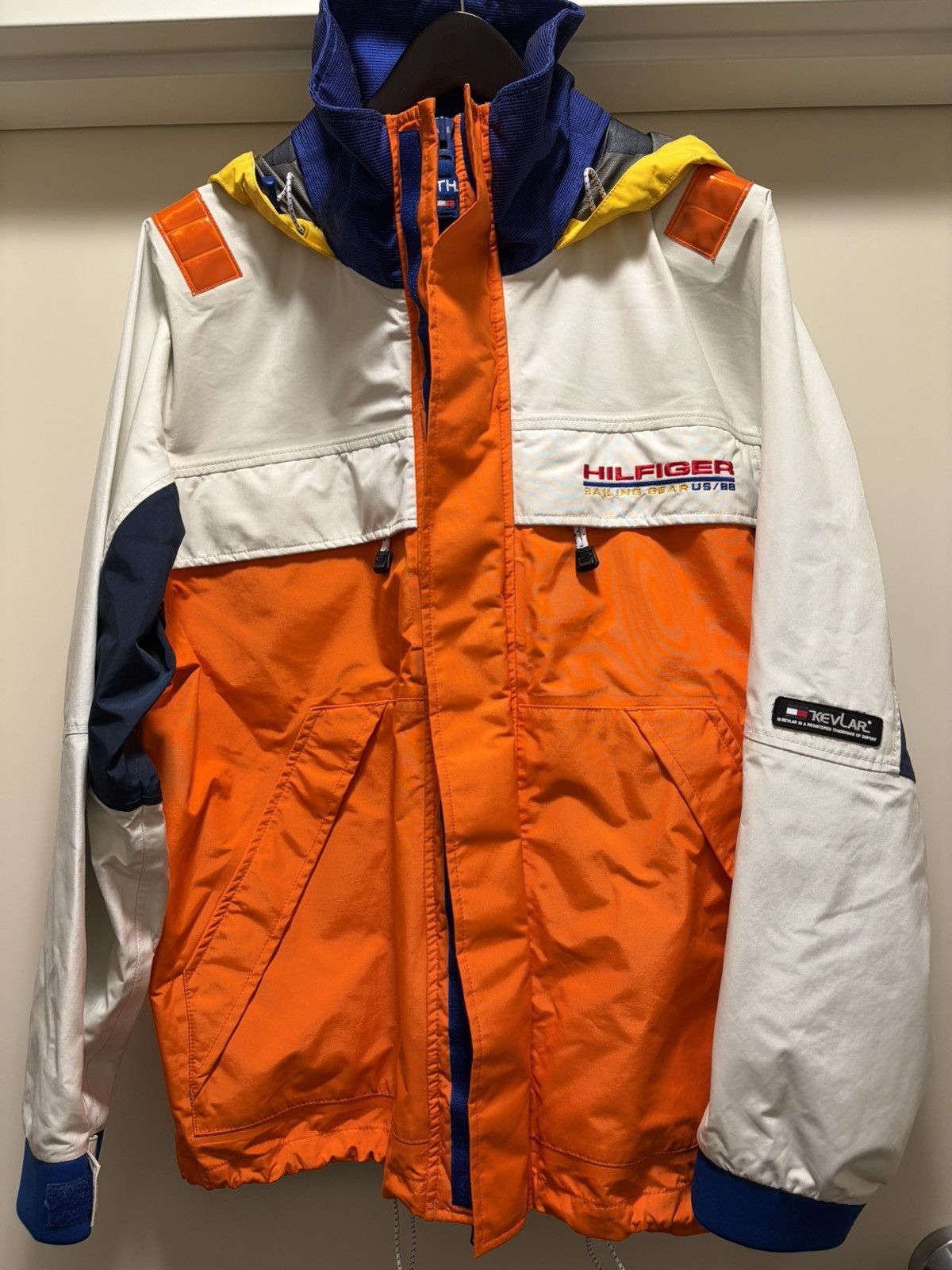 Tommy Hilfiger Vintage 90’s Tommy Hilfiger sailing jacket Lotus Athletic Size US L / EU 52-54 / 3 - 1 Thumbnail