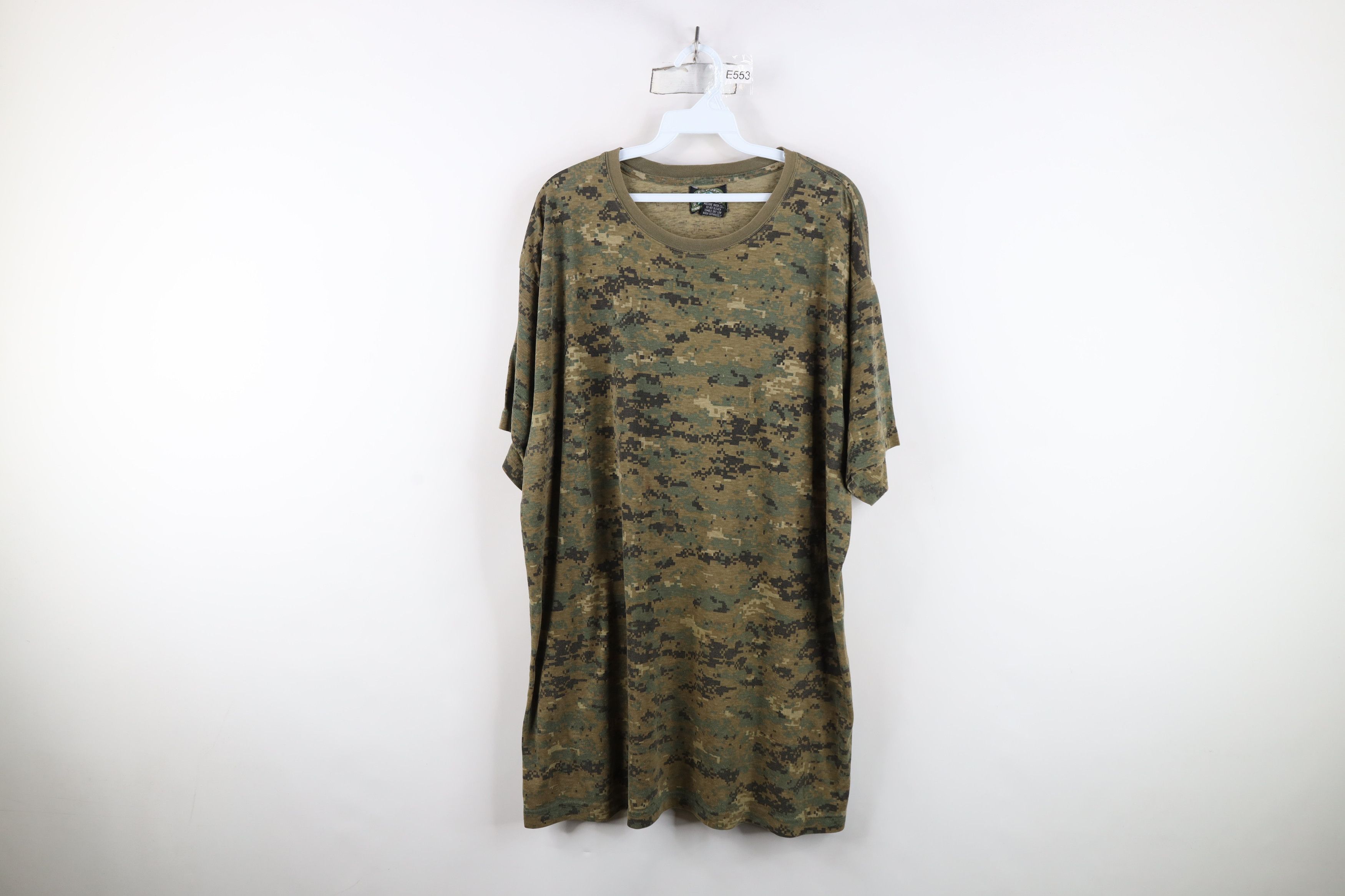 Vintage Vintage 90s Streetwear Digi Camouflage Short Sleeve T-Shirt Size US XXL / EU 58 / 5 - 1 Thumbnail