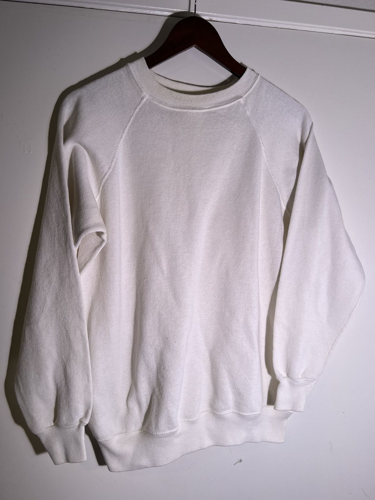 Vintage 90's 2000's Y2K VTG Vintage Hanes Retro Indie Sweatshirt Size US L / EU 52-54 / 3 - 1 Thumbnail