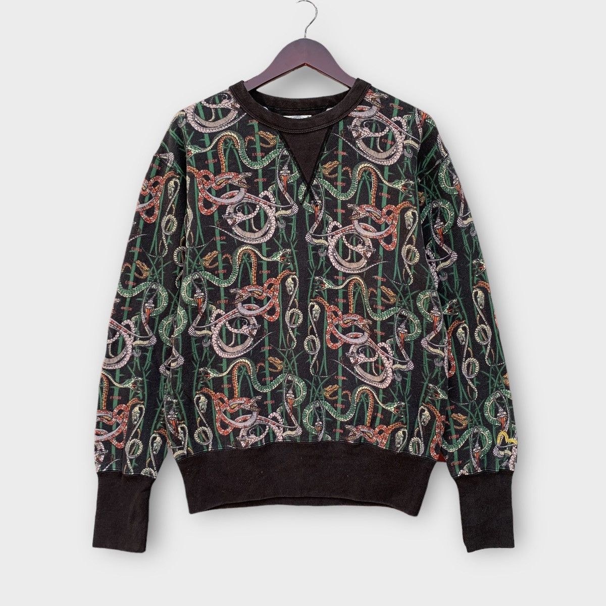 Evisu Evisu Snake Bamboo Patern Double V Crewneck Overprint Size US M / EU 48-50 / 2 - 1 Thumbnail