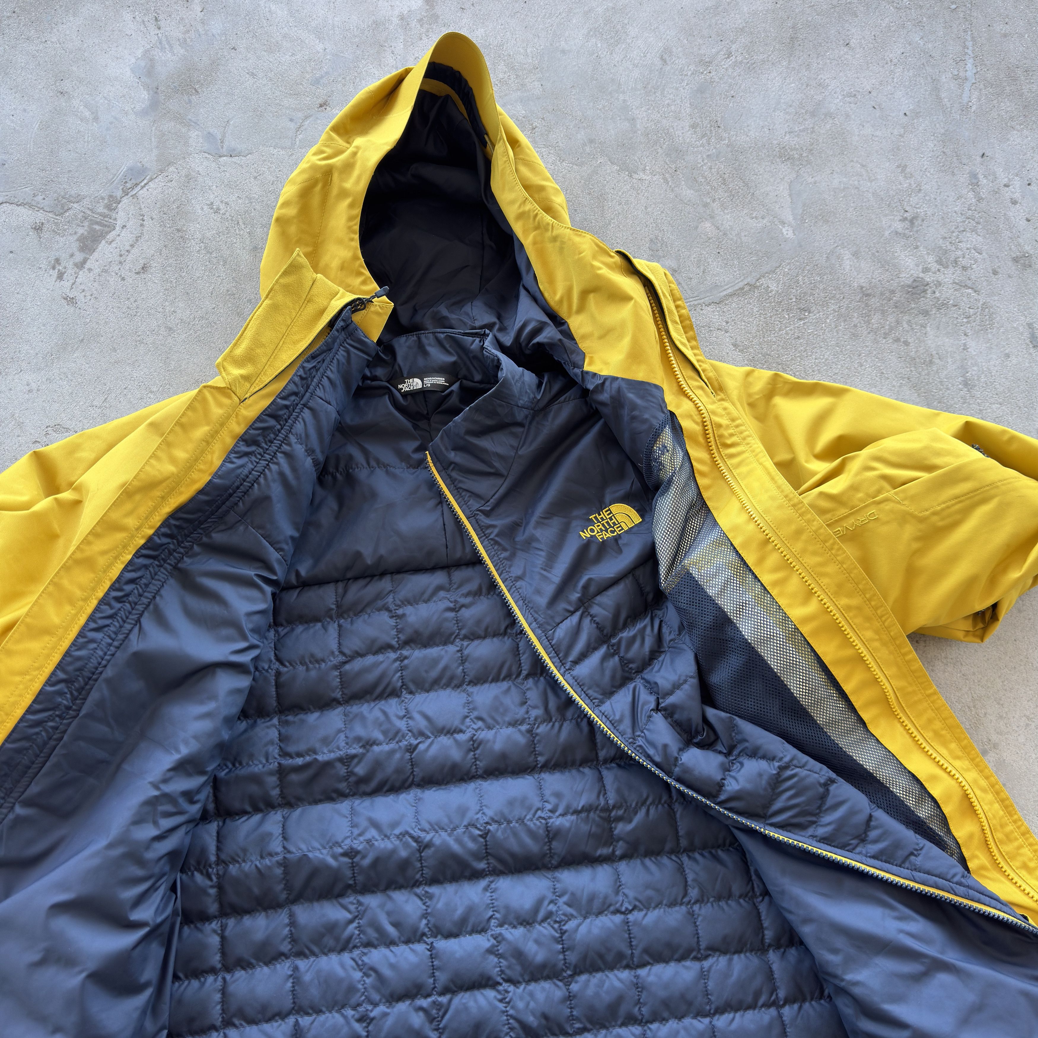 The North Face Vintage The North Face DryVent 3 in 1 Triclimate Jacket Size US L / EU 52-54 / 3 - 6 Thumbnail