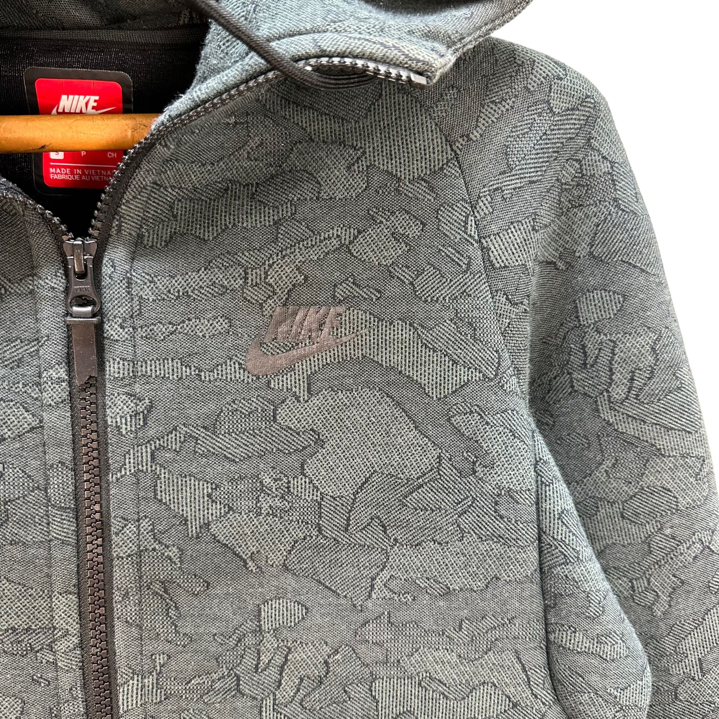 Nike NIKE CAMO DESIGN ZIPPER HOODIE JACKET #9045-51 Size US S / EU 44-46 / 1 - 3 Thumbnail