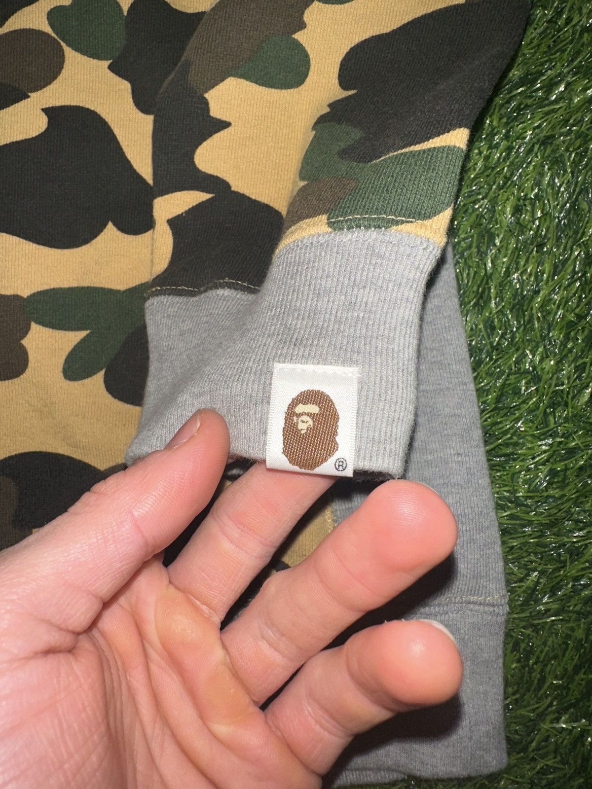 Bape Bape Camo Crewneck Women’s Size XS Size XS / US 0-2 / IT 36-38 - 4 Thumbnail
