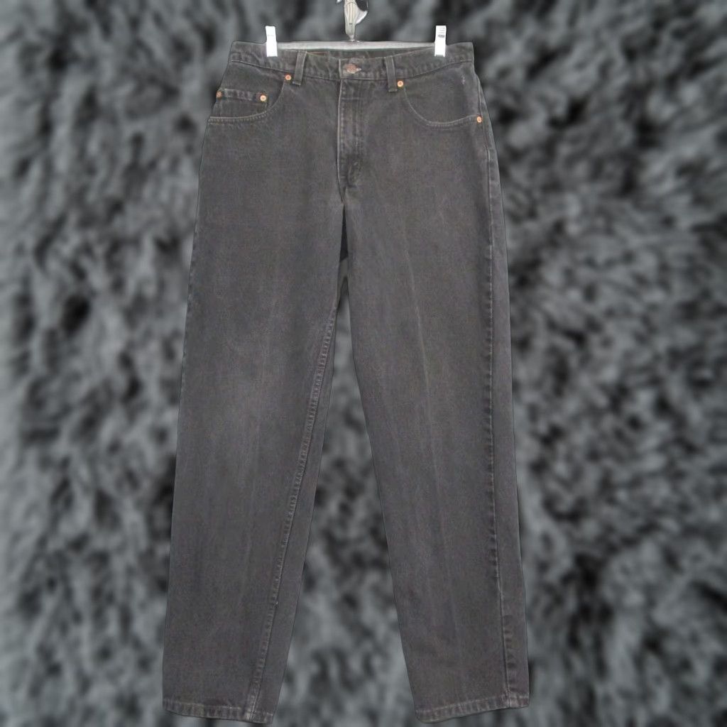 Levi's VINTAGE Levi's Jeans Mens 33x32 Gray Denim Loose Fit Tapered Made USA 90s Size US 33 - 1 Thumbnail
