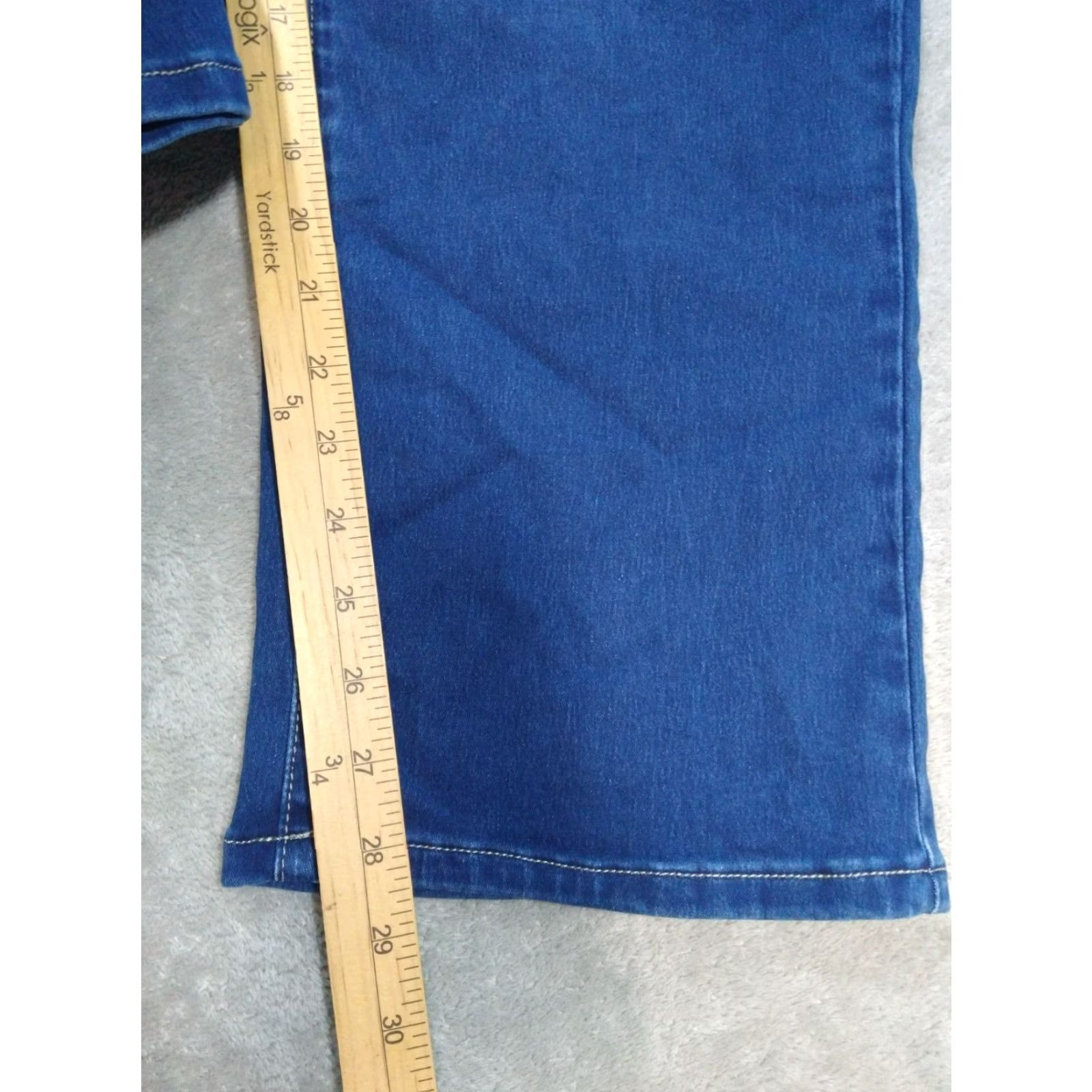Primitive Born Primitive Jeans Mens 42x32 Blue Denim Athletic Fit High Rise Stretch 5-Pocket Design Jeans Mens 42 Blue Denim Jeans Size US 42 / EU 58 - 4 Thumbnail