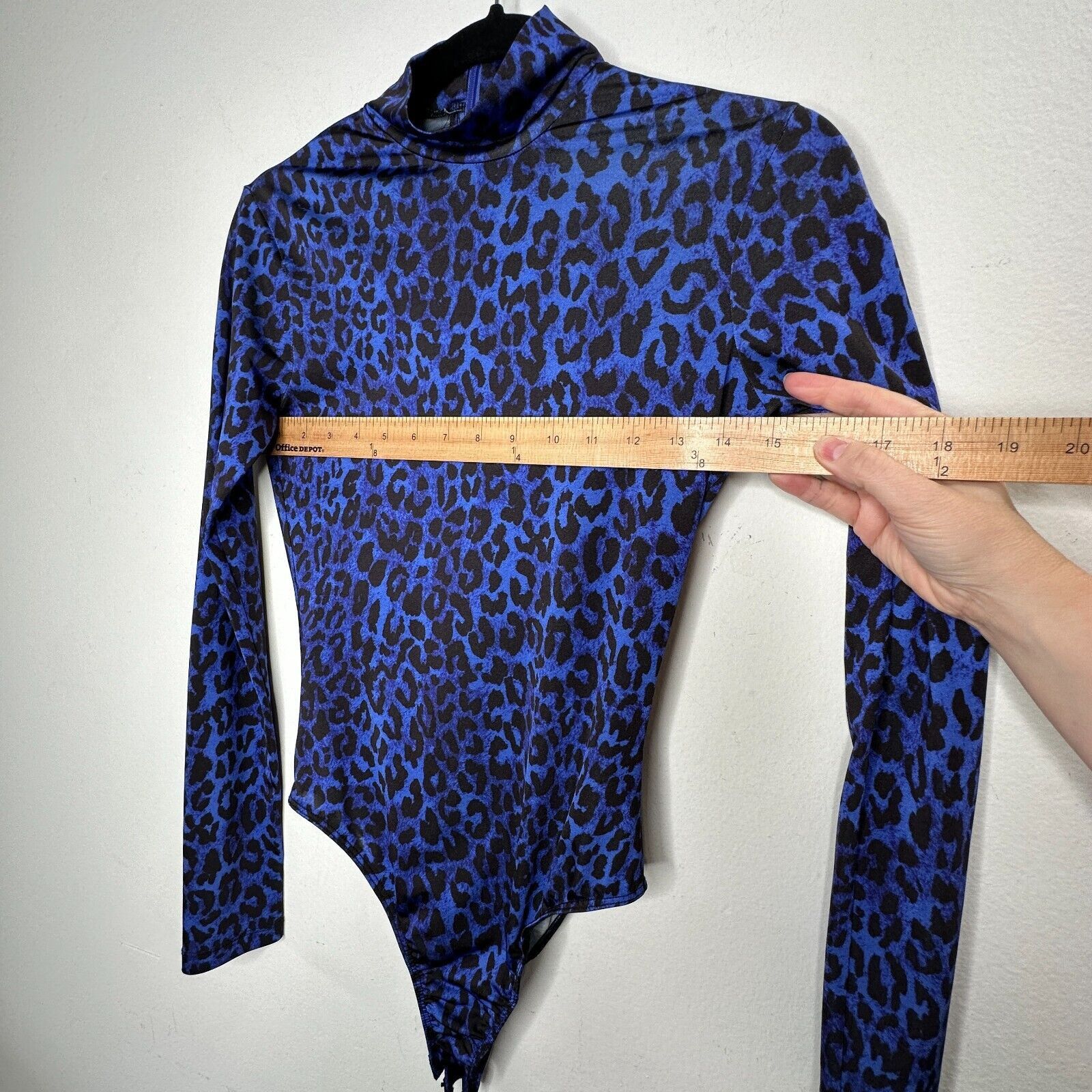 Topshop Topshop x Halpern Blue Cheetah Mock Neck Back Zip Bodysuit 2 Size XS / US 0-2 / IT 36-38 - 13 Thumbnail