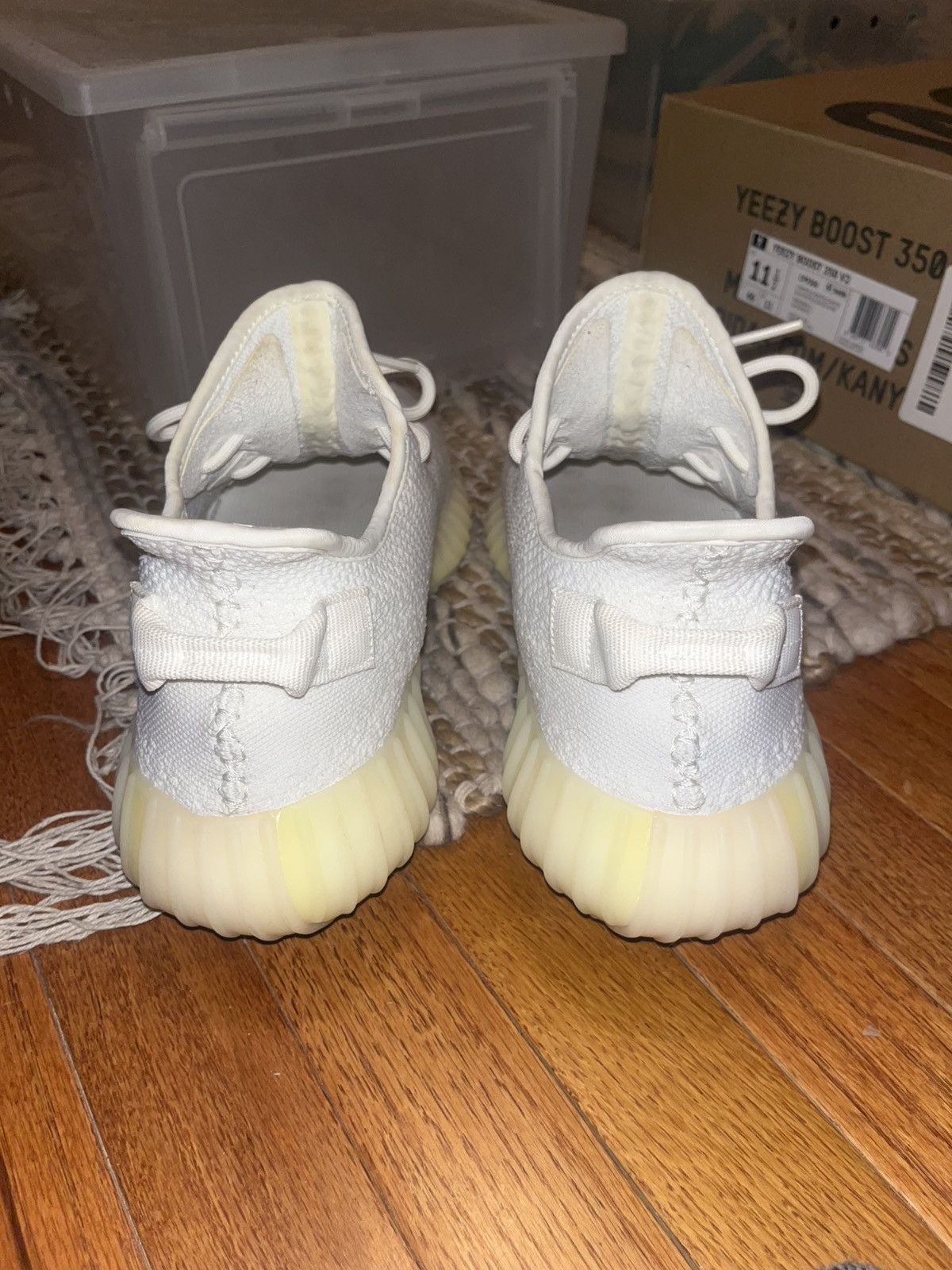 Adidas Yeezy V2 cream size 10.5 Size US 11.5 / EU 44-45 - 3 Thumbnail