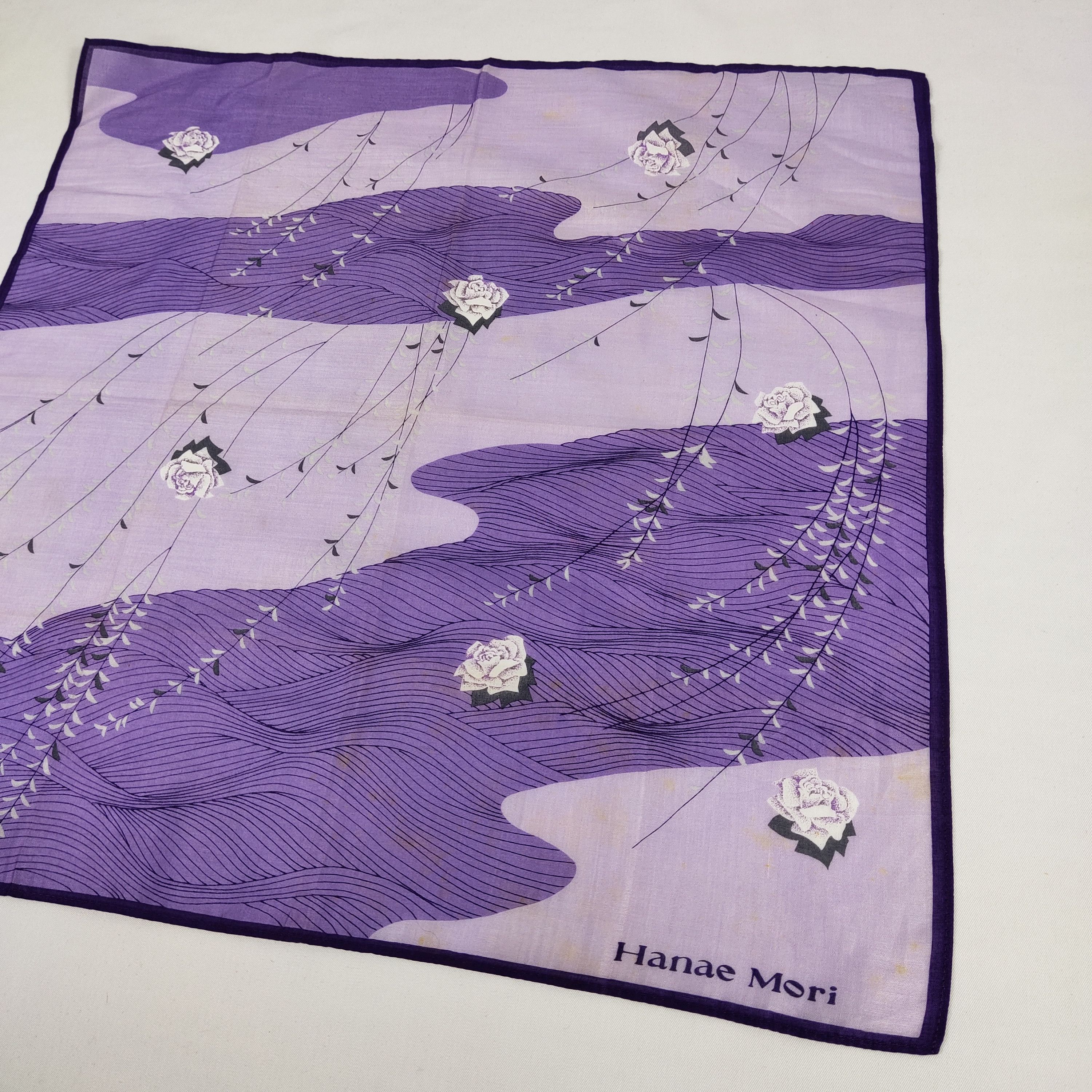 Hanae Mori × Vintage Hanae Mori Handkerchief / Neckerchief / Bandana FZ649 Size ONE SIZE - 4 Thumbnail