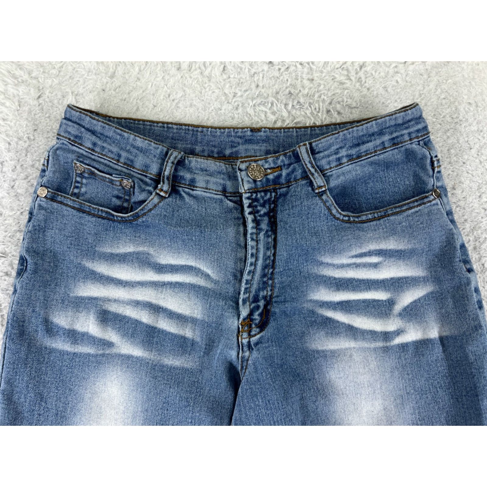 Vintage YueMu Jeans Womens 24 Blue Flared Distressed Low Rise Cotton Med Wash 24x29 Size 42" / US 20 - 6 Thumbnail