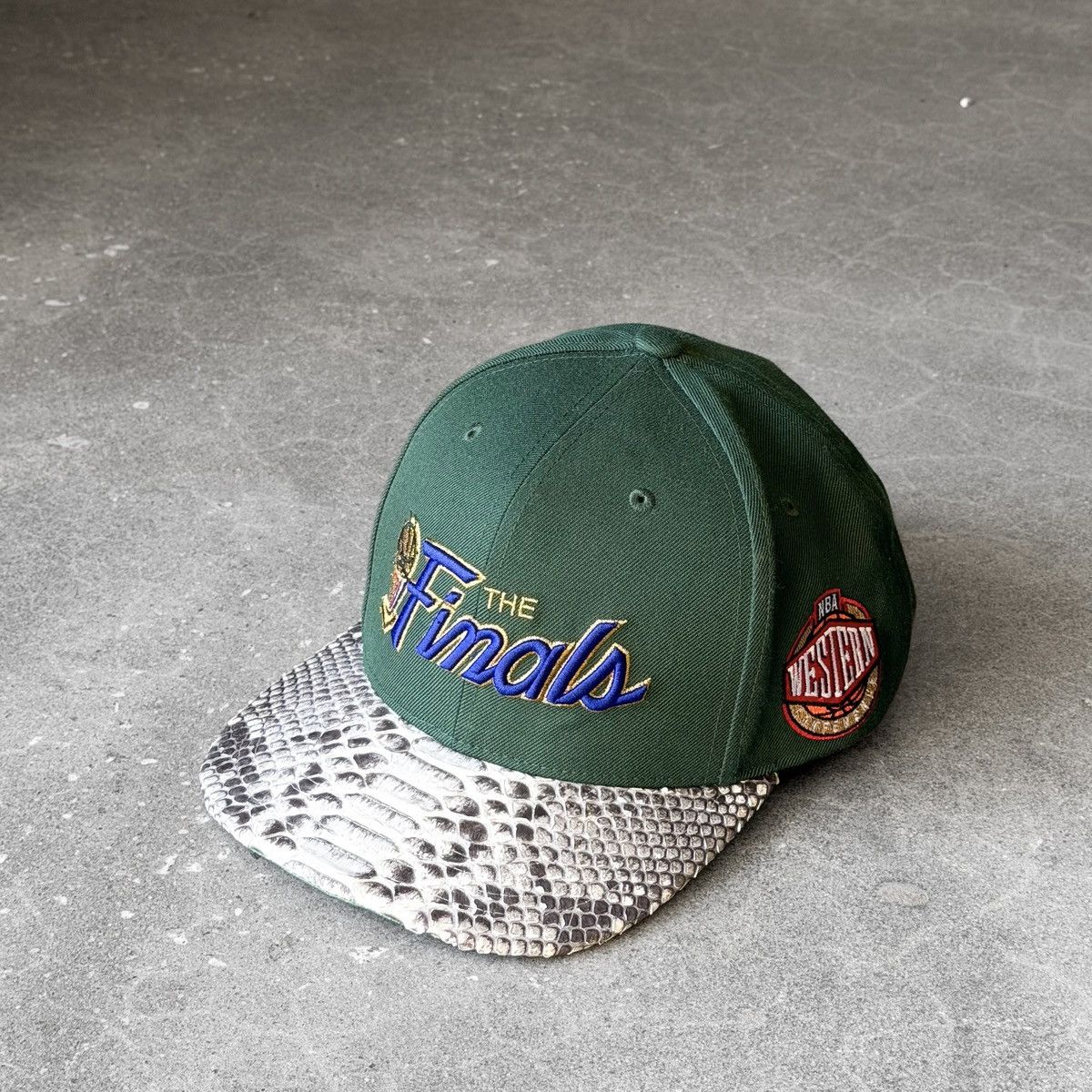 Just Don × Mitchell & Ness Just Don Mitchell & Ness THE FINALS Python Brim Hat Size ONE SIZE - 1 Thumbnail