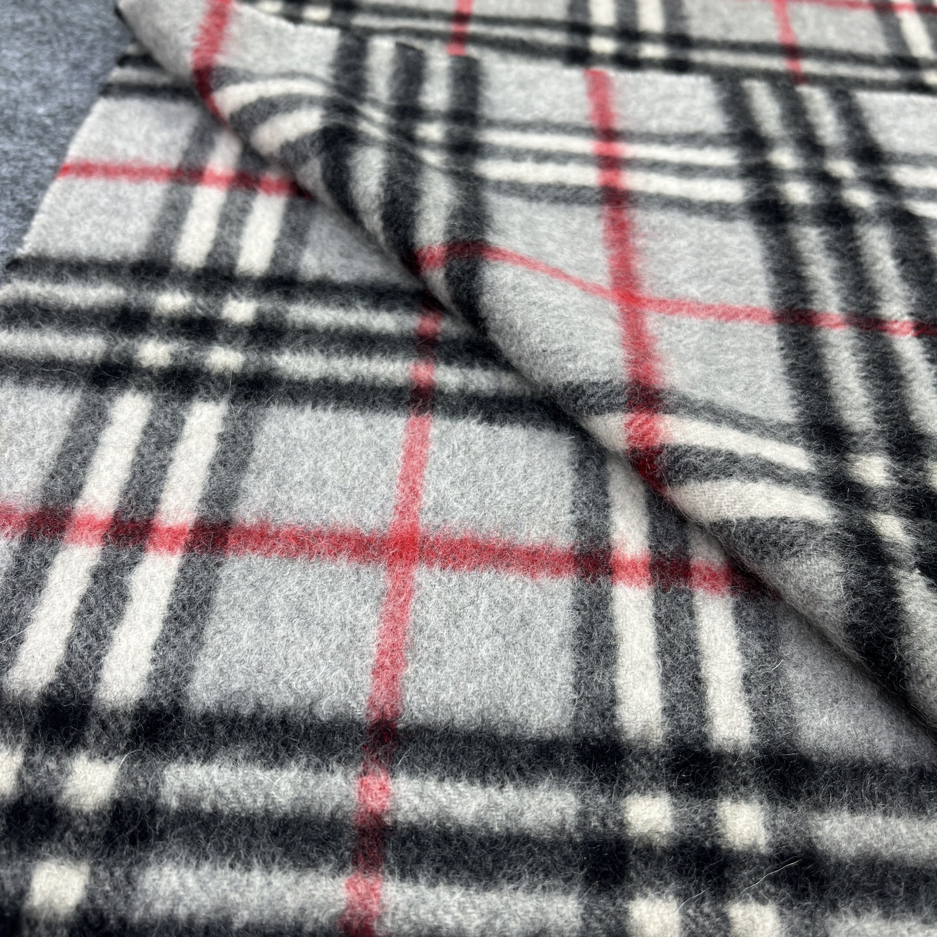 Burberry Vintage Burberry Scarf / Muffler / Neckwear Size ONE SIZE - 8 Thumbnail