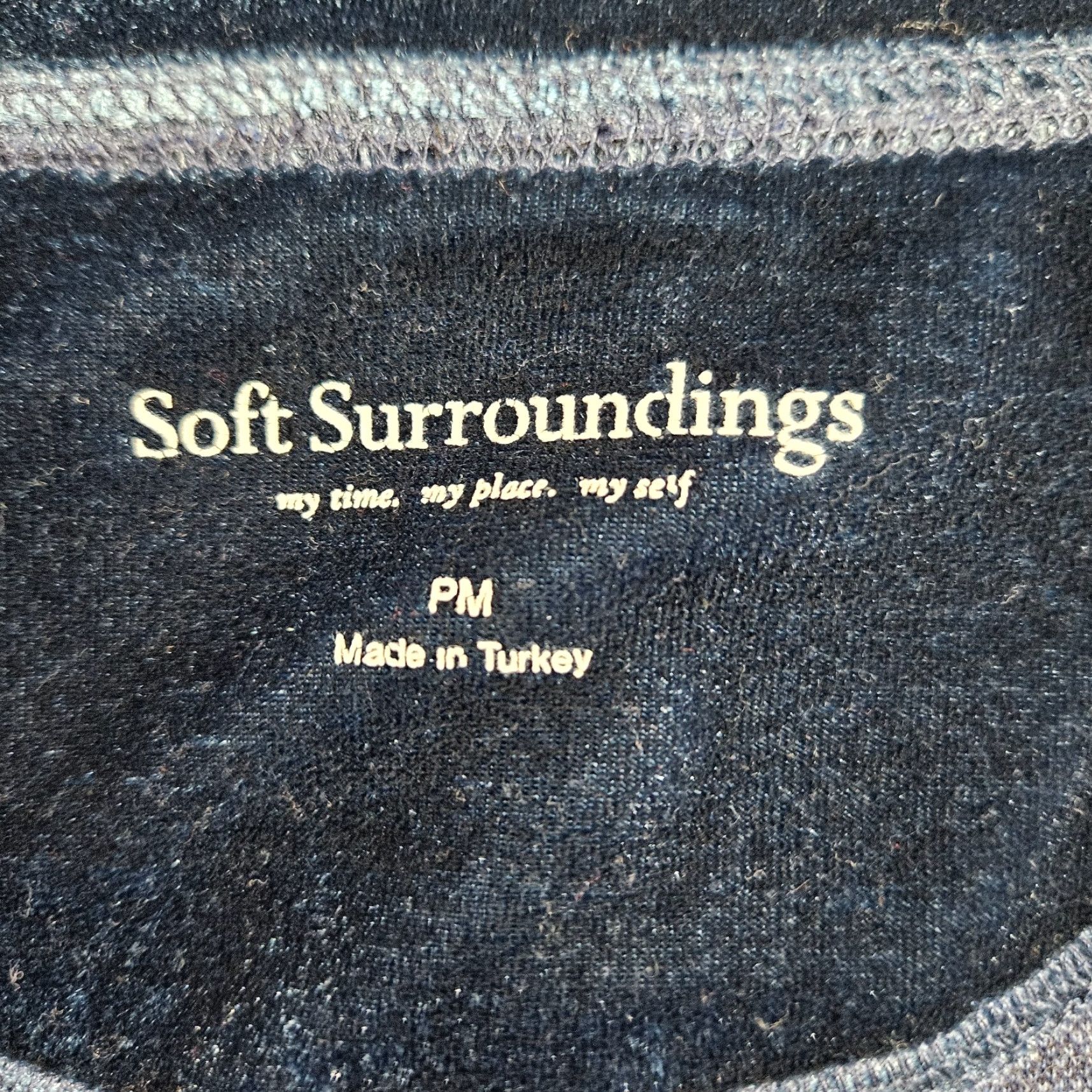 Soft Surroundings Soft Surroundings Blouse Tunic Womens Petite Medium Blue Herringbone Velvet Trim Long Sleeve Round Neck Size ONE SIZE - 6 Thumbnail